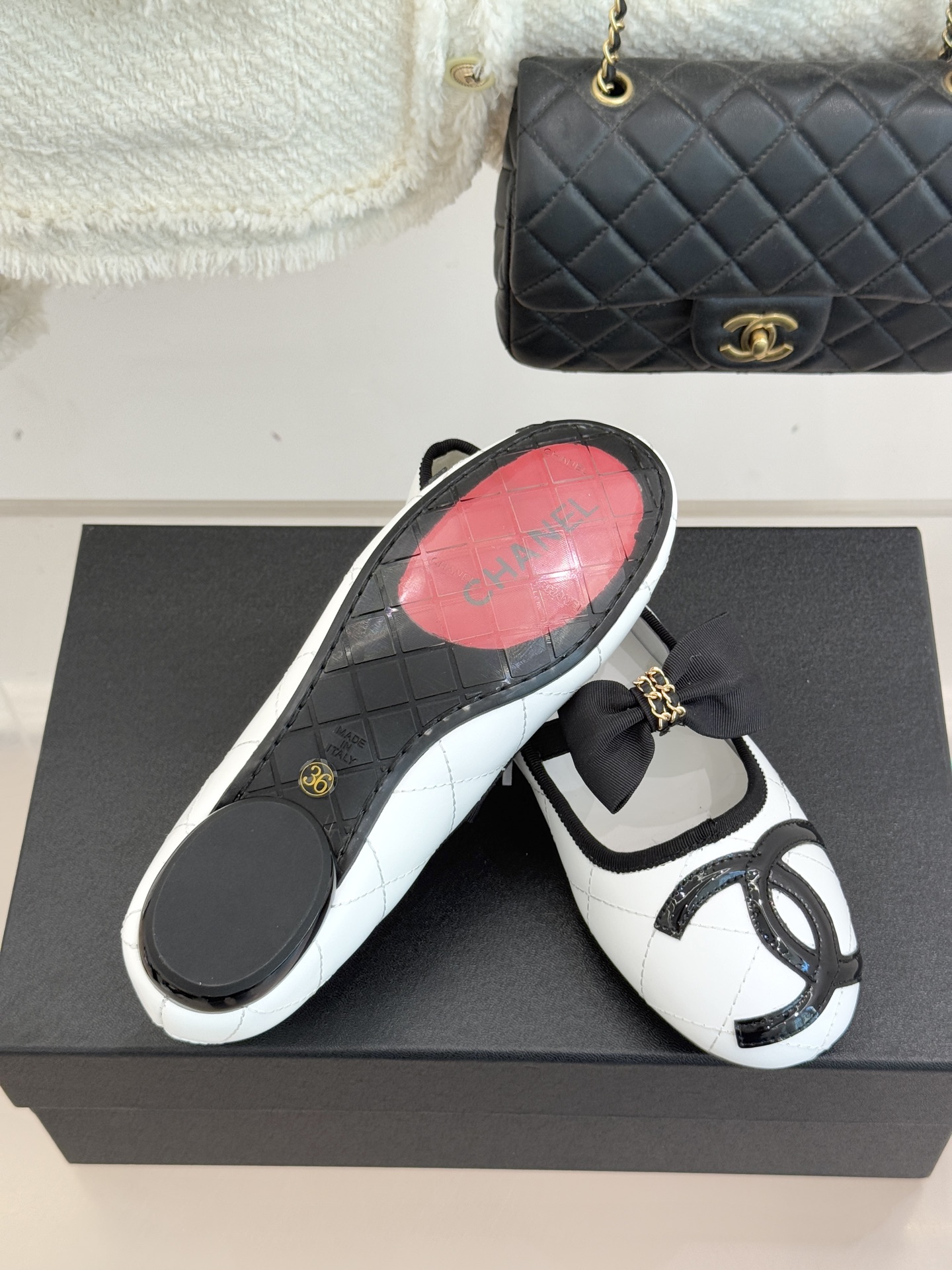 CHANE*｜小香25K新品链条蝴蝶结大双C平底玛丽珍鞋法式风情 真是美到心尖尖上啦！优雅又浪漫的仙女应