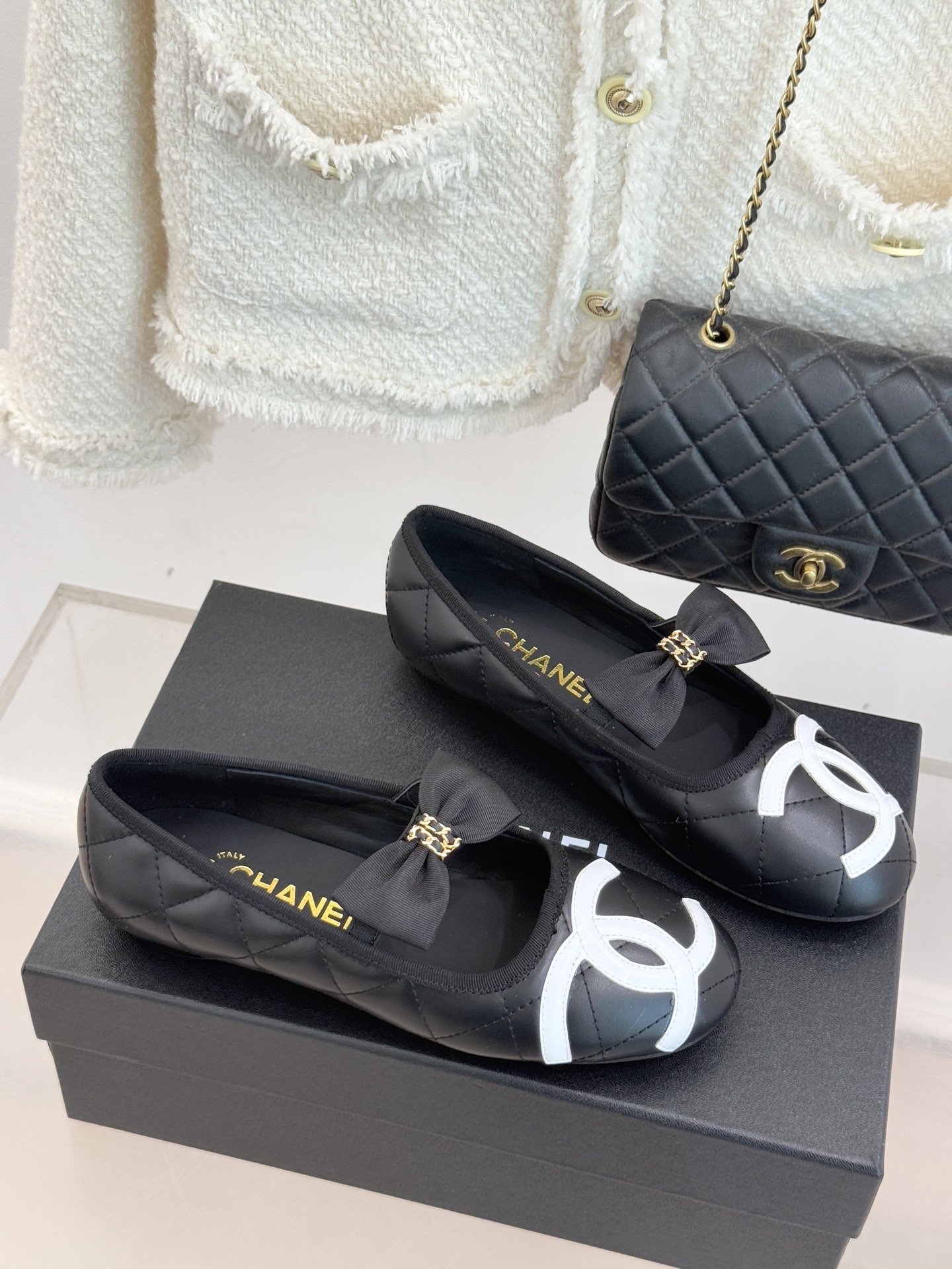 CHANE*｜小香25K新品链条蝴蝶结大双C平底玛丽珍鞋法式风情 真是美到心尖尖上啦！优雅又浪漫的仙女应