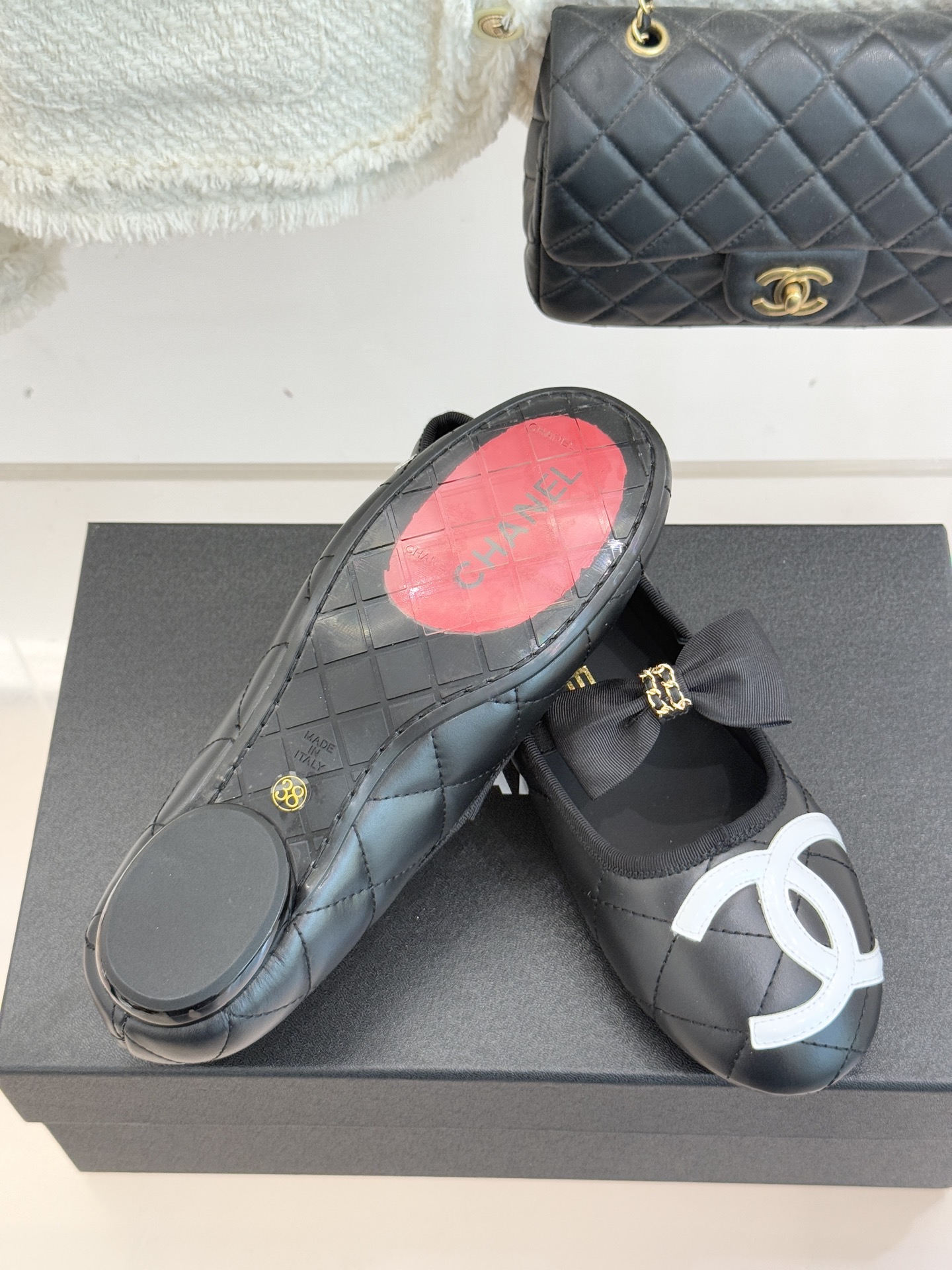 CHANE*｜小香25K新品链条蝴蝶结大双C平底玛丽珍鞋法式风情 真是美到心尖尖上啦！优雅又浪漫的仙女应