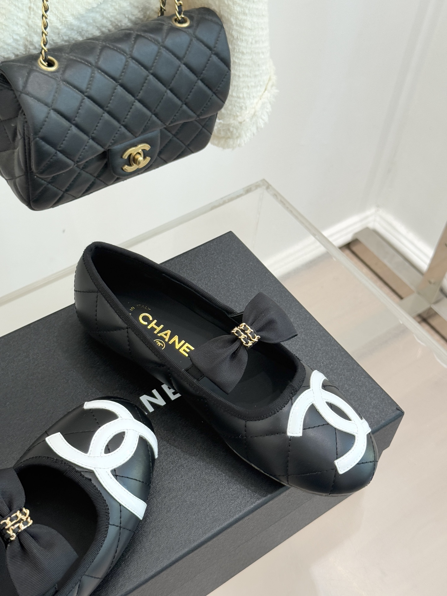 CHANE*｜小香25K新品链条蝴蝶结大双C平底玛丽珍鞋法式风情 真是美到心尖尖上啦！优雅又浪漫的仙女应