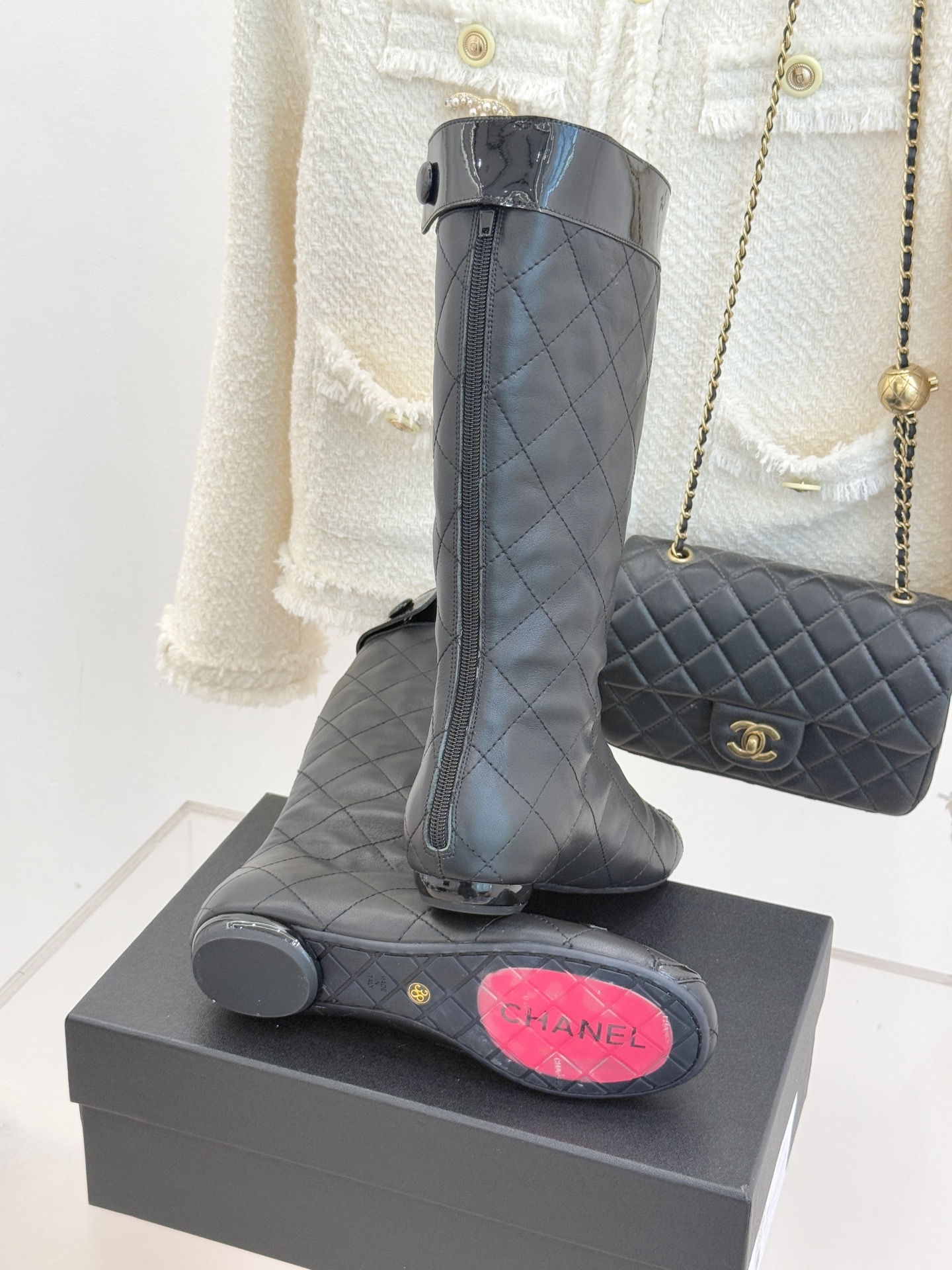 CHANE*｜小香经典大双C菱格中古中筒靴这双丽珍鞋 简直是时尚长河里的璀璨明珠它的设计极具辨识度 大双