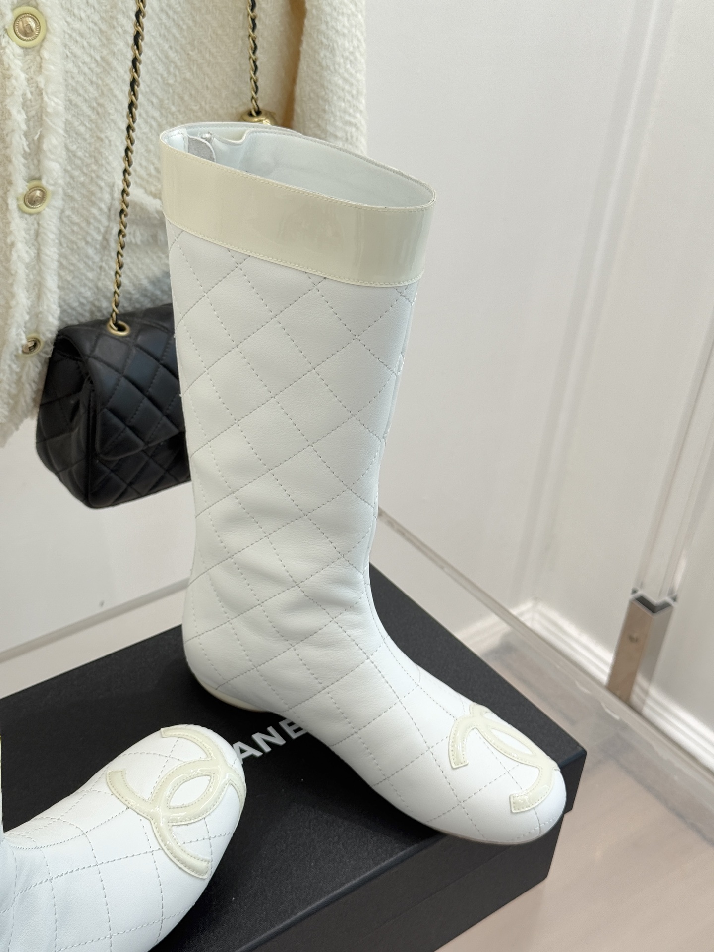 CHANE*｜小香经典大双C菱格中古中筒靴这双丽珍鞋 简直是时尚长河里的璀璨明珠它的设计极具辨识度 大双