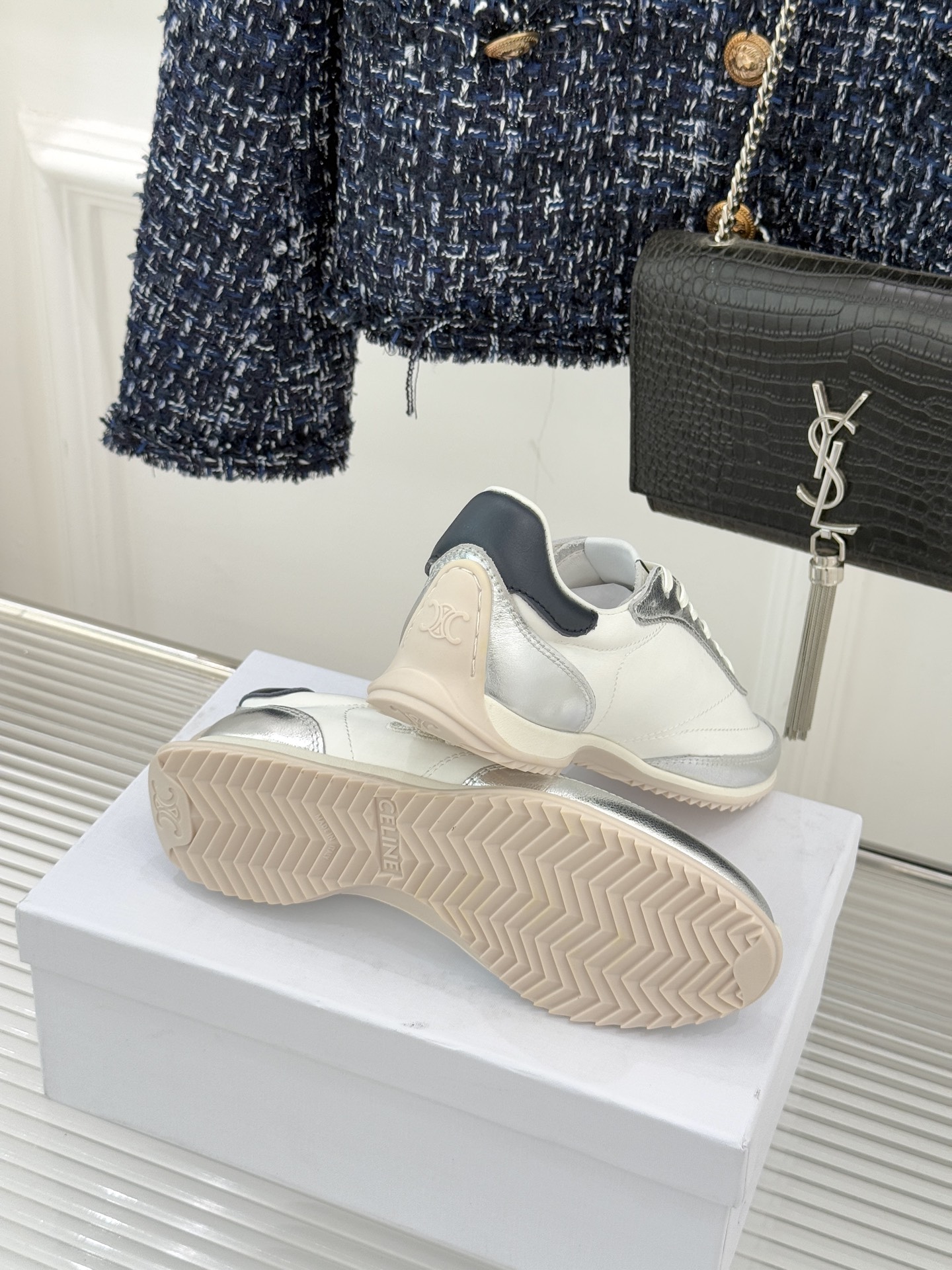 CELINE/赛琳25ss新品复古德训鞋运动鞋一眼万年的 谁穿谁爱简直是时尚界的天花板简约设计搭配高级配