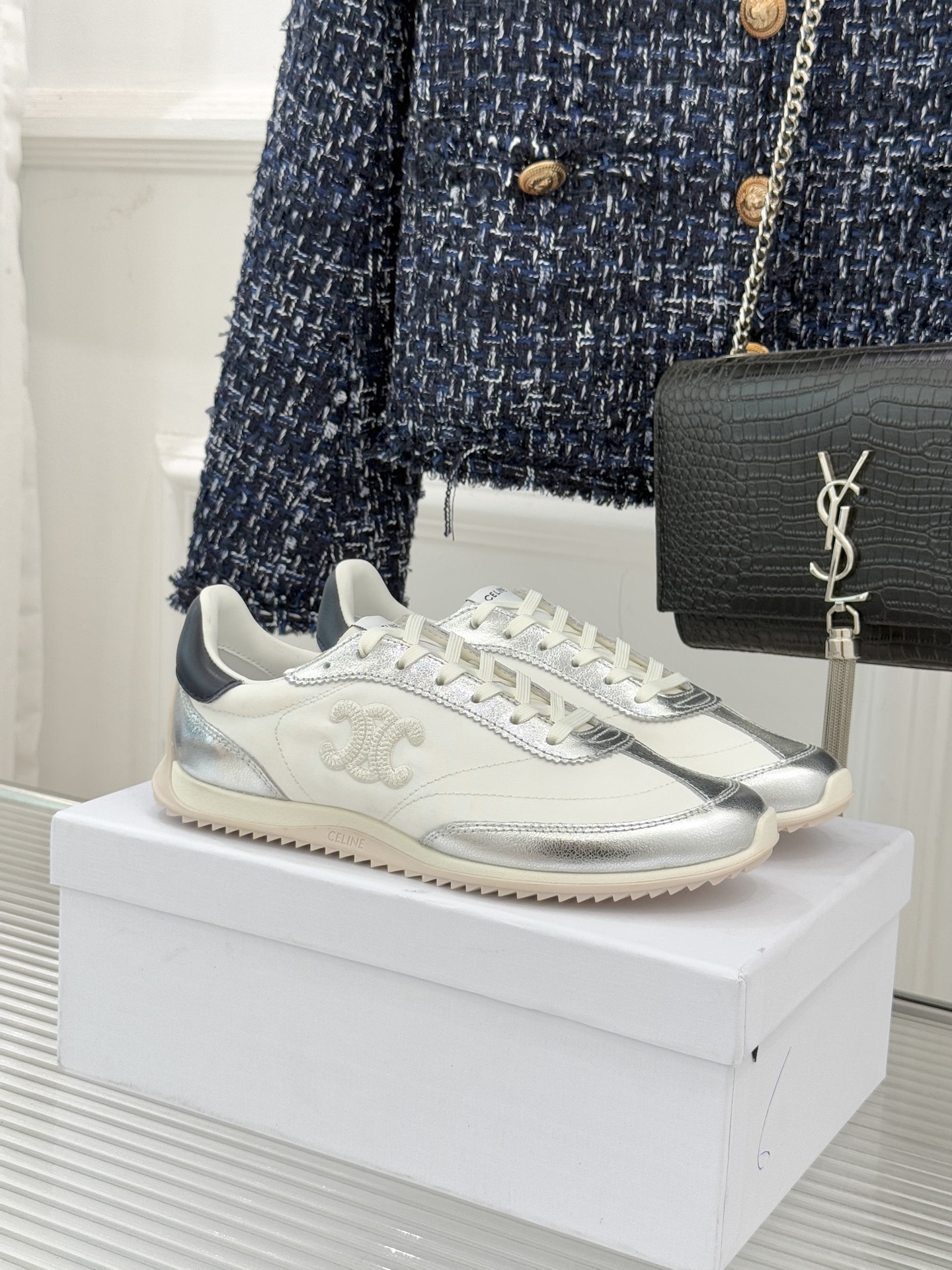CELINE/赛琳25ss新品复古德训鞋运动鞋一眼万年的 谁穿谁爱简直是时尚界的天花板简约设计搭配高级配