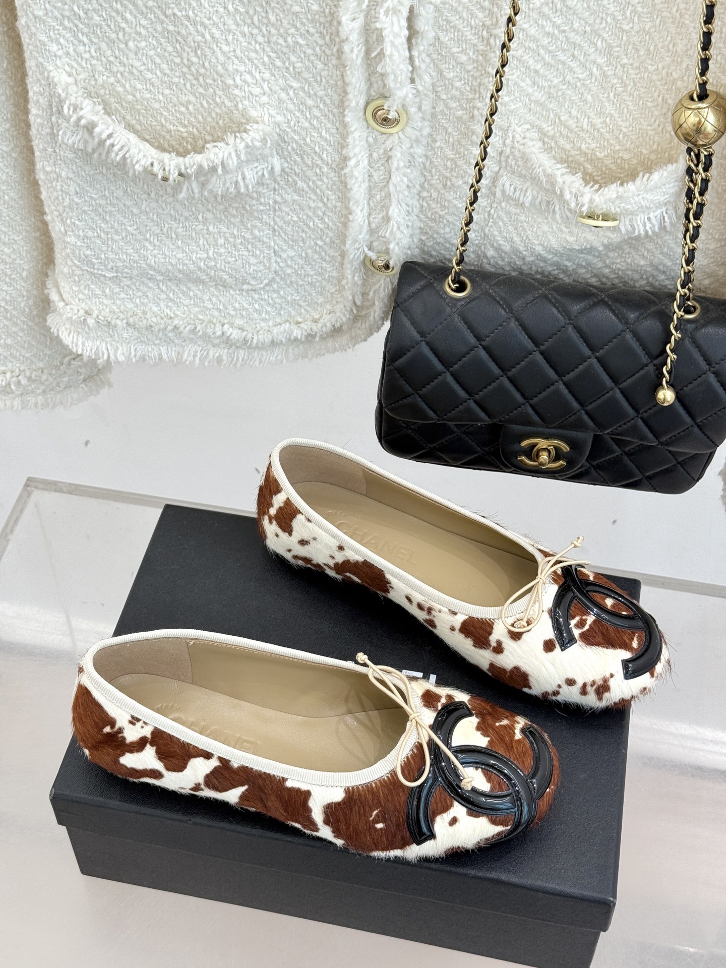 CHANE*｜小香经典中古大双C菱格蝴蝶结豹纹马毛芭蕾舞鞋当菱格纹的密码邂逅芭蕾的灵动这双单鞋便成了穿越