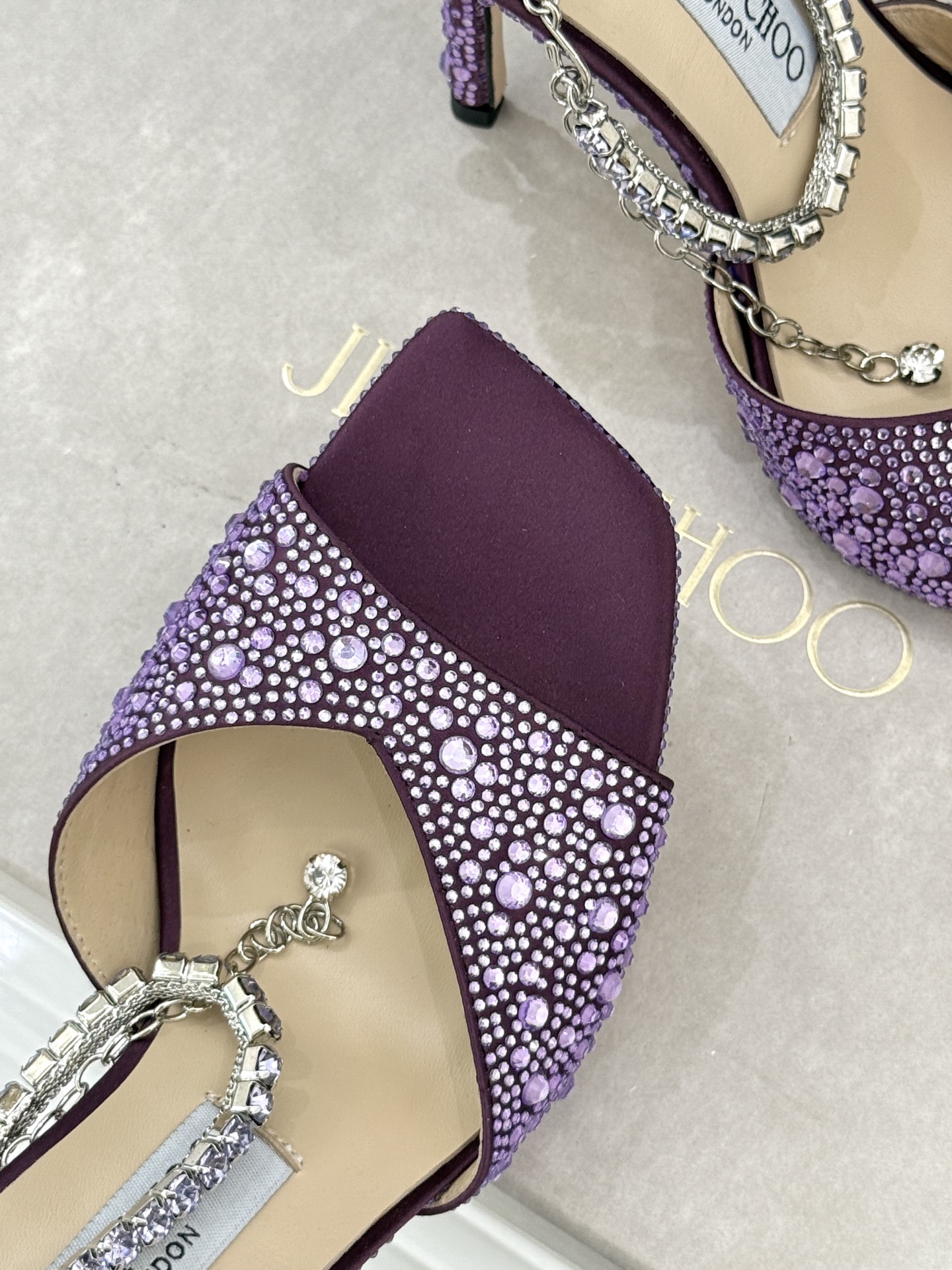 Jimmy Choo/吉米周经典钻石链条方头水晶鱼嘴高跟凉鞋超绝的水晶鞋 美到移不开视线鞋型做的非常秀气