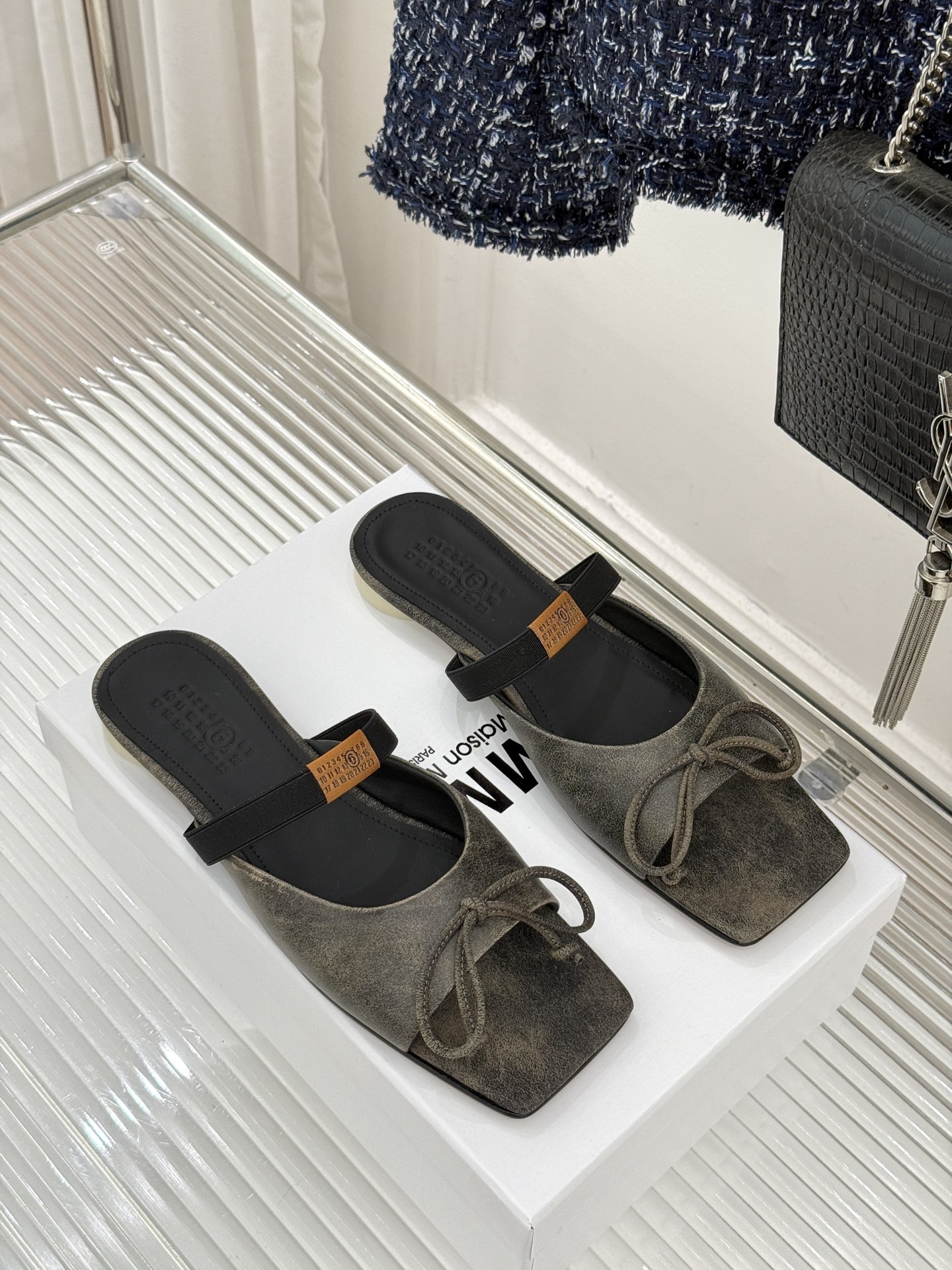 MaisonMargiela｜MM6马吉拉方头蝴蝶结凉拖芭蕾舞鞋当先锋解构主义邂逅夏日慵懒这双鞋为日常注
