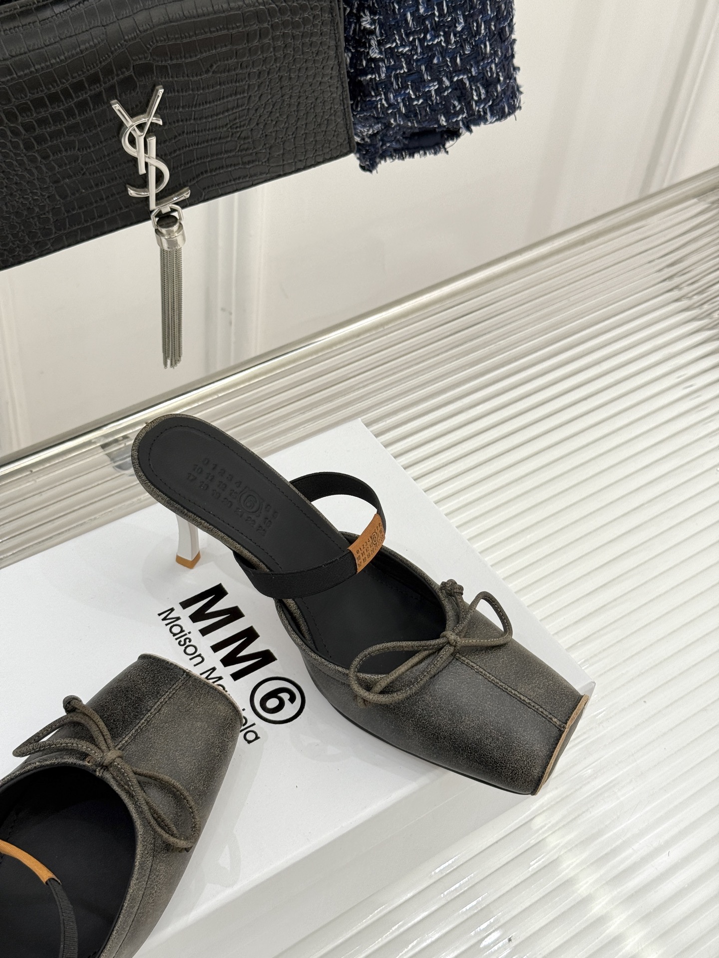 MaisonMargiela｜MM6马吉拉方头蝴蝶结凉拖芭蕾舞鞋当先锋解构主义邂逅夏日慵懒这双鞋为日常注