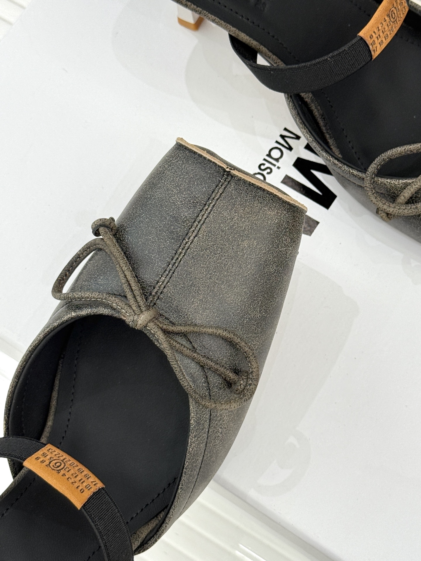 MaisonMargiela｜MM6马吉拉方头蝴蝶结凉拖芭蕾舞鞋当先锋解构主义邂逅夏日慵懒这双鞋为日常注