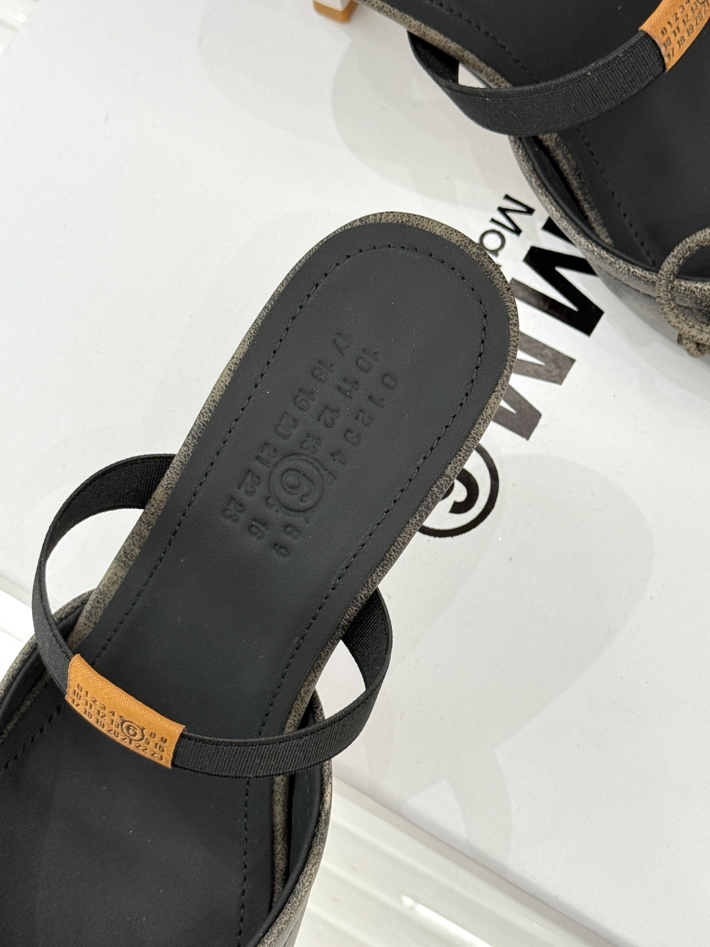 MaisonMargiela｜MM6马吉拉方头蝴蝶结凉拖芭蕾舞鞋当先锋解构主义邂逅夏日慵懒这双鞋为日常注