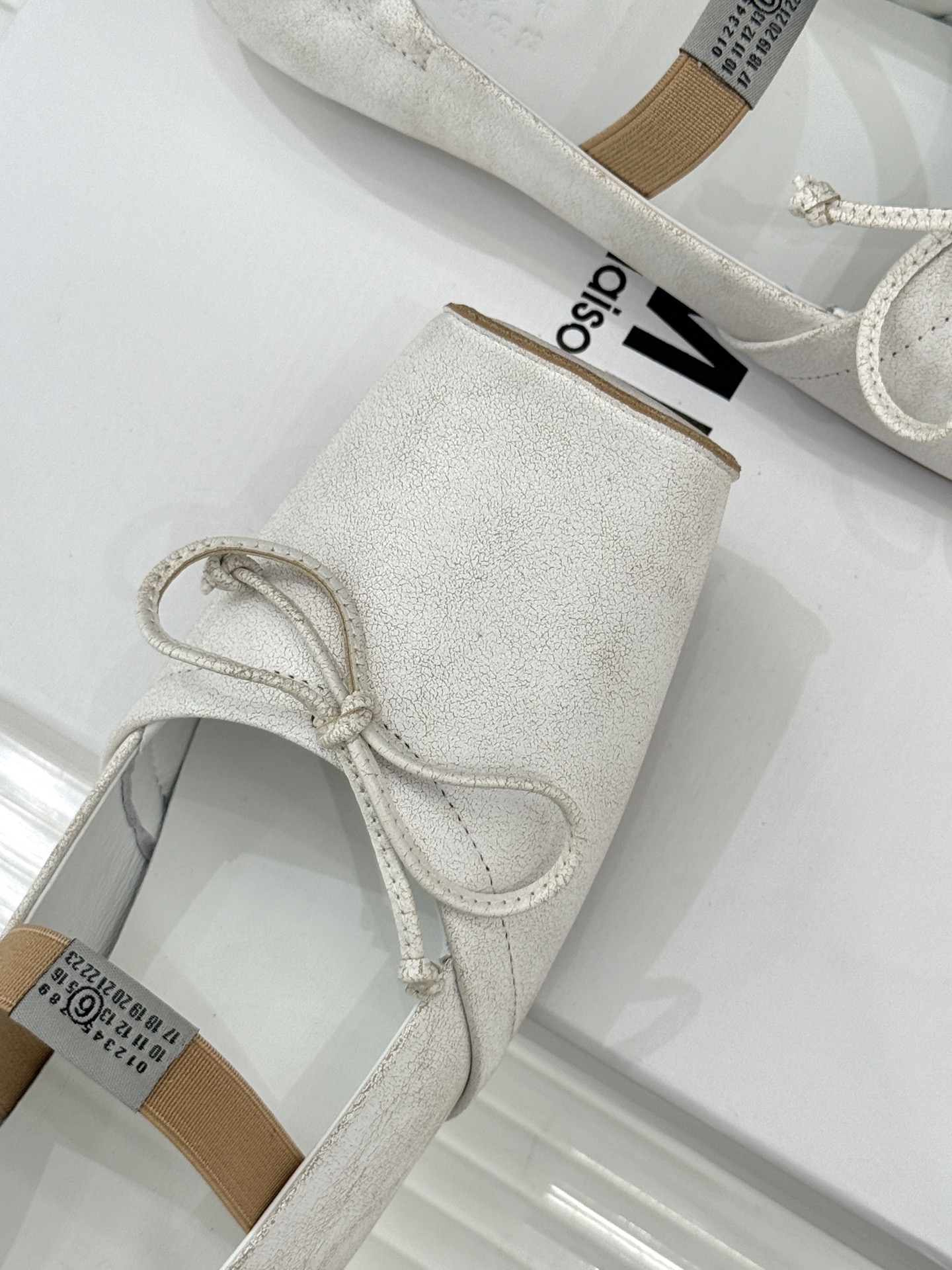 MaisonMargiela｜MM6马吉拉方头蝴蝶结凉拖芭蕾舞鞋当先锋解构主义邂逅夏日慵懒这双鞋为日常注