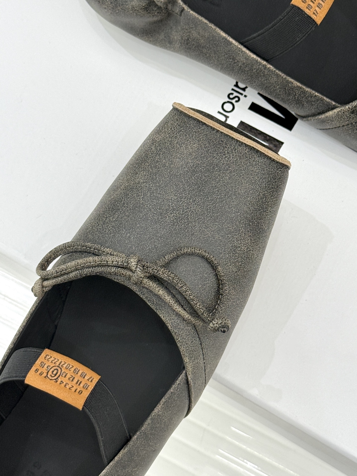 MaisonMargiela｜MM6马吉拉方头蝴蝶结凉拖芭蕾舞鞋当先锋解构主义邂逅夏日慵懒这双鞋为日常注