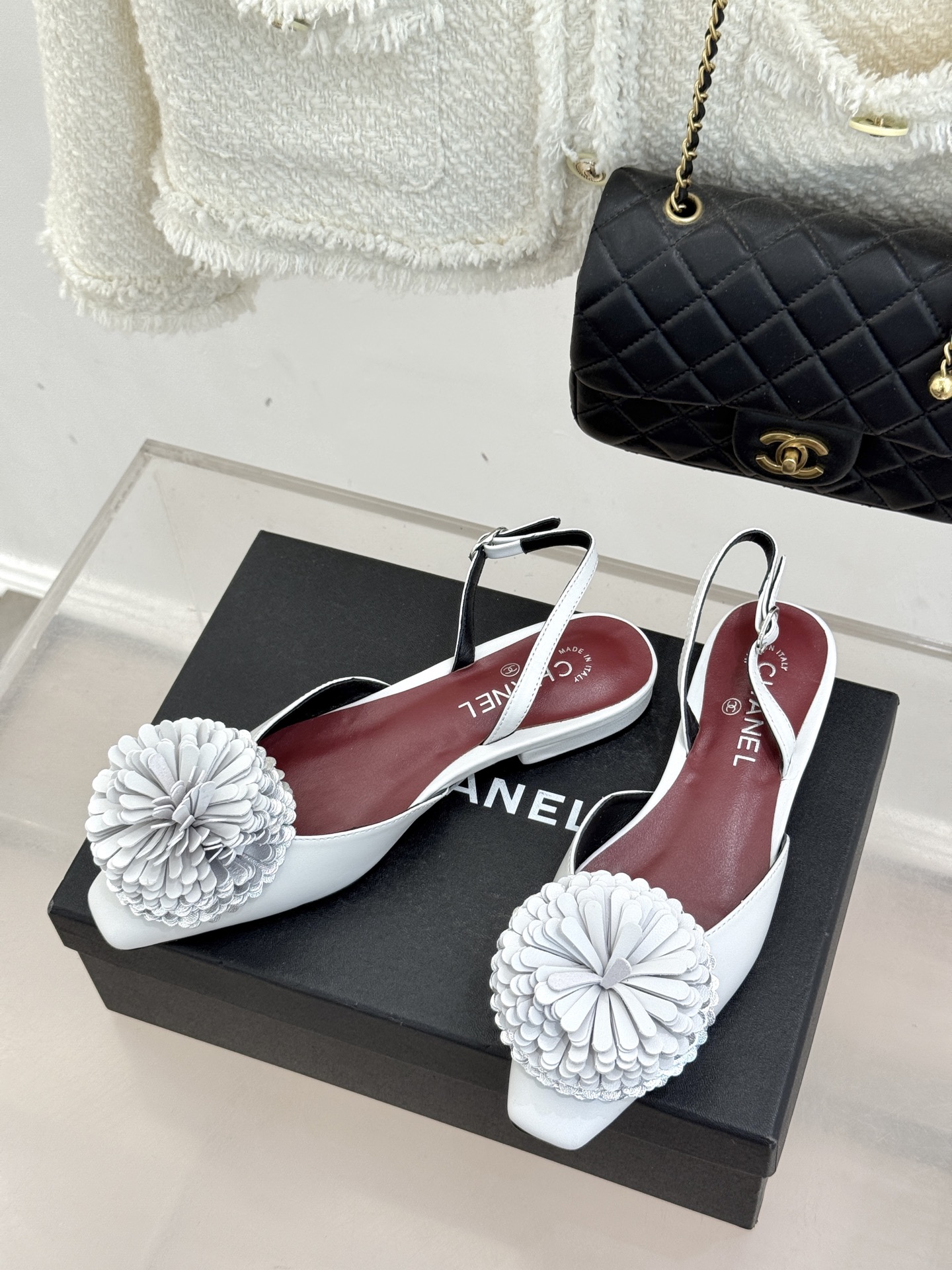 （⚠️我家花朵是真皮）CHANE*｜小香26X圣诞限定系列金银双生花朵凉鞋单鞋当圣诞的铃音撞碎冬日月光这