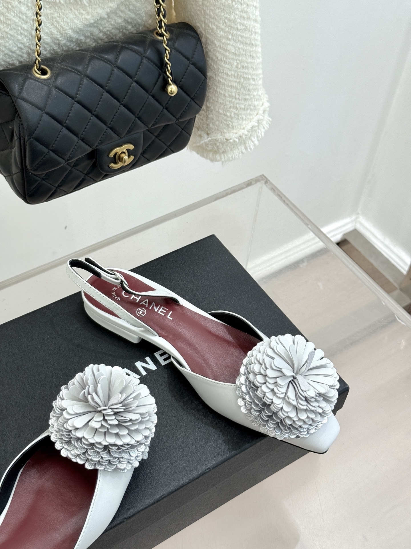 （⚠️我家花朵是真皮）CHANE*｜小香26X圣诞限定系列金银双生花朵凉鞋单鞋当圣诞的铃音撞碎冬日月光这