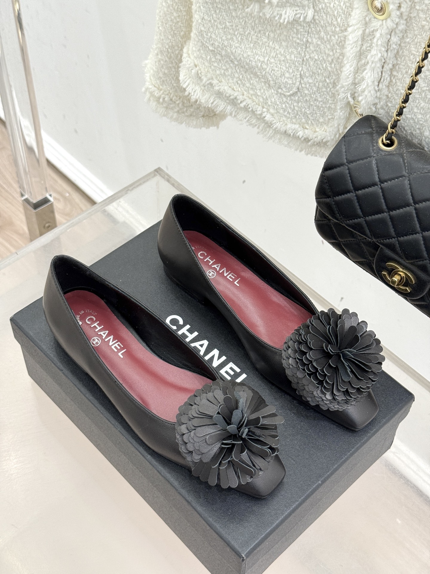 （⚠️我家花朵是真皮）CHANE*｜小香26X圣诞限定系列金银双生花朵凉鞋单鞋当圣诞的铃音撞碎冬日月光这