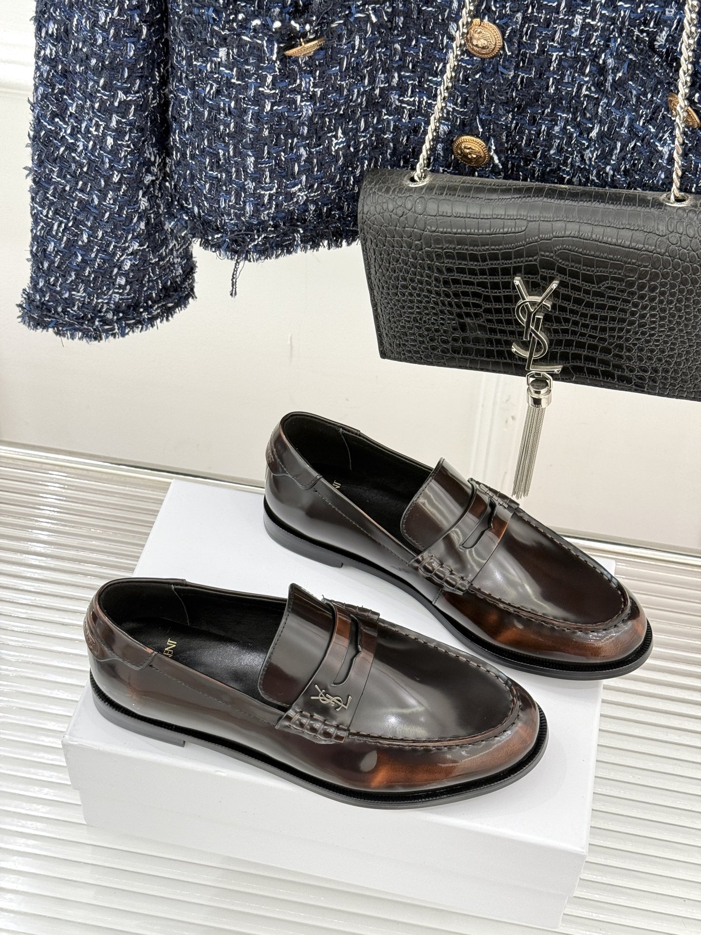 Saint Lauren*圣罗兰26WF新品YSL小logo情侣款乐福鞋标志性的小logo是这双鞋的灵魂