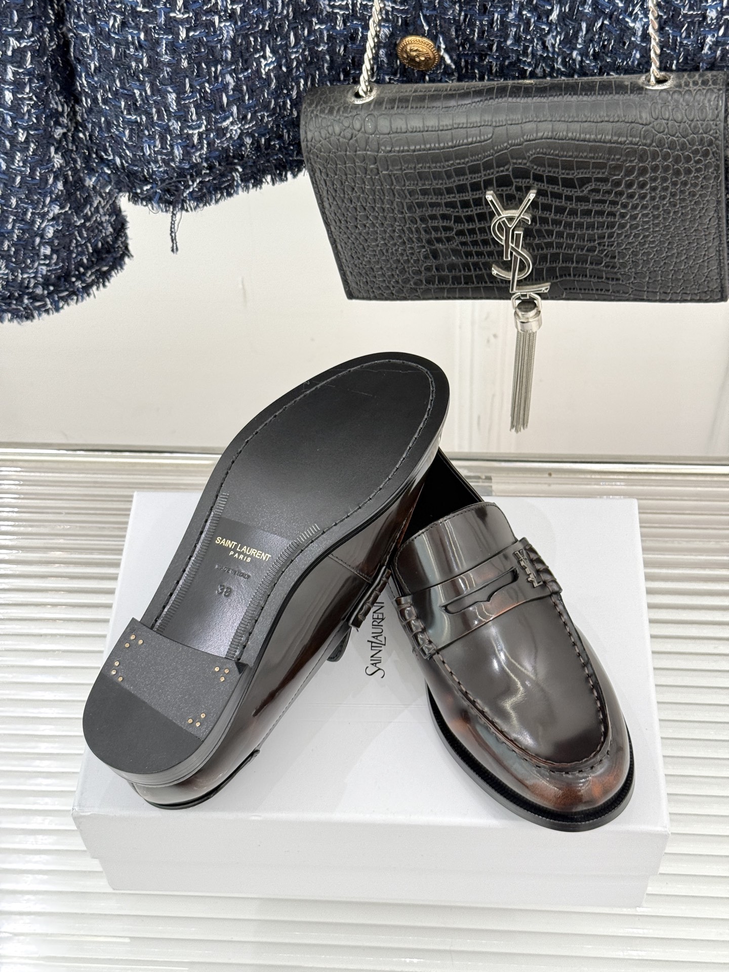 Saint Lauren*圣罗兰26WF新品YSL小logo情侣款乐福鞋标志性的小logo是这双鞋的灵魂