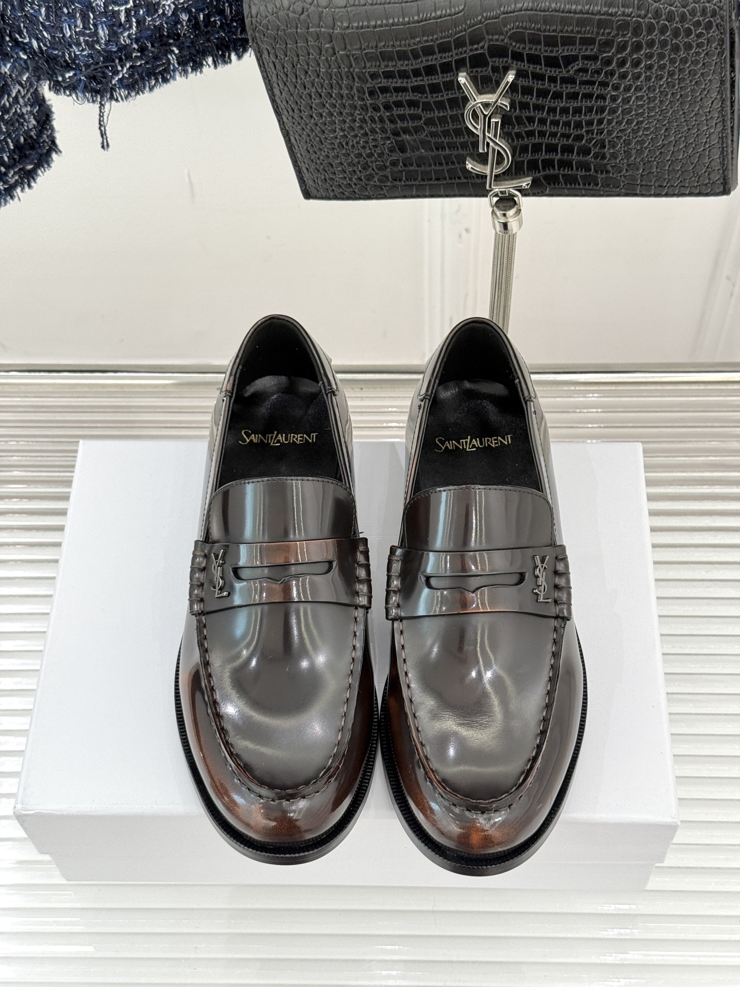 Saint Lauren*圣罗兰26WF新品YSL小logo情侣款乐福鞋标志性的小logo是这双鞋的灵魂