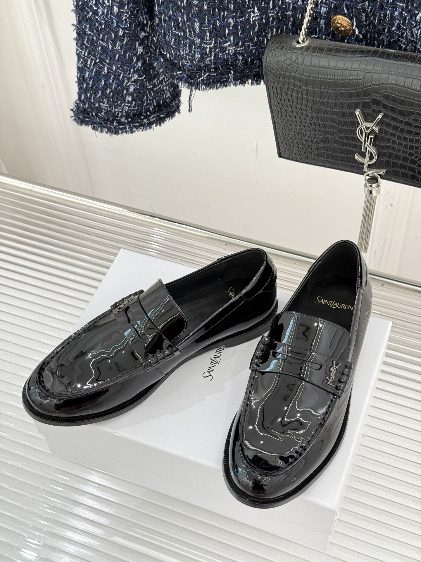 Saint Lauren*圣罗兰26WF新品YSL小logo情侣款乐福鞋标志性的小logo是这双鞋的灵魂