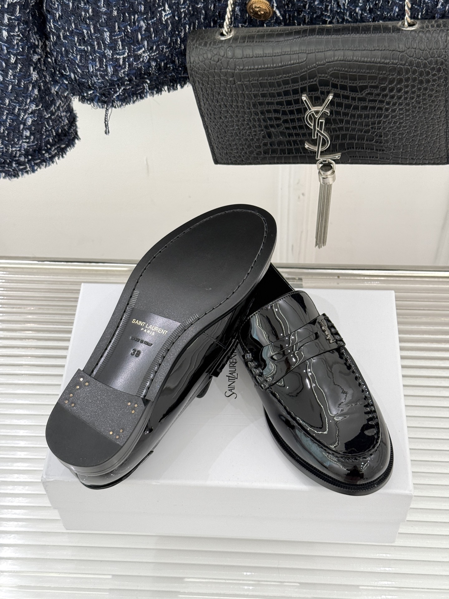 Saint Lauren*圣罗兰26WF新品YSL小logo情侣款乐福鞋标志性的小logo是这双鞋的灵魂