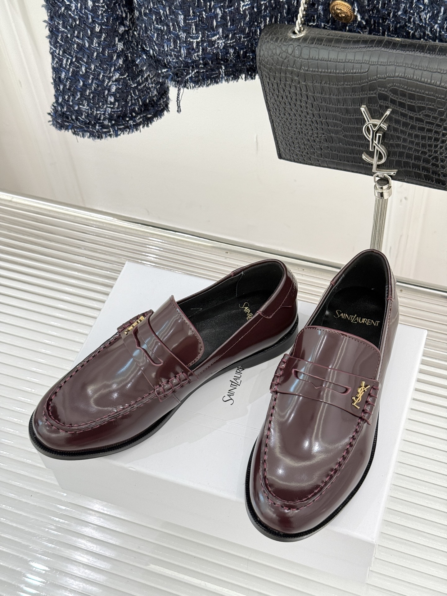 Saint Lauren*圣罗兰26WF新品YSL小logo情侣款乐福鞋标志性的小logo是这双鞋的灵魂