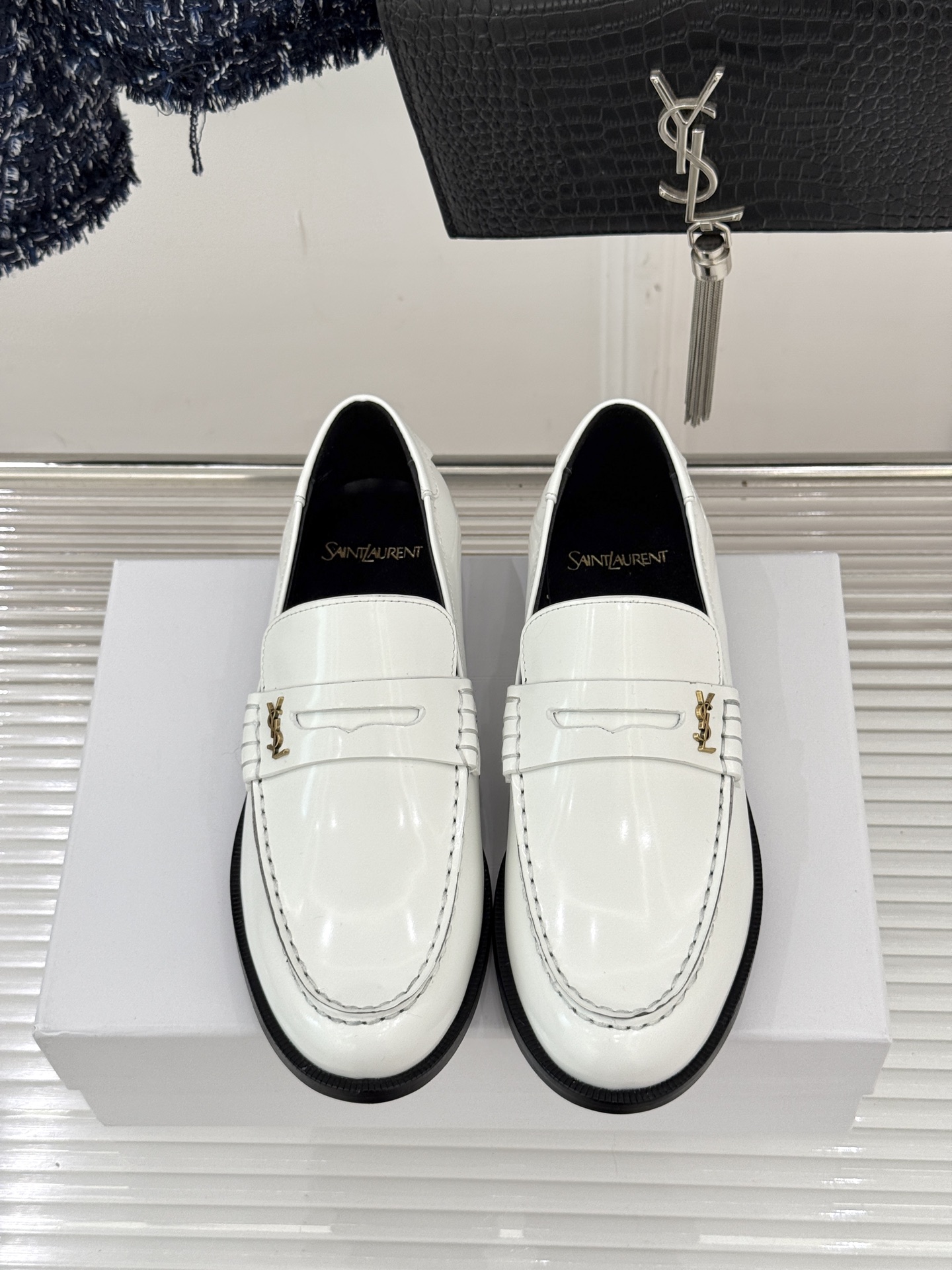 Saint Lauren*圣罗兰26WF新品YSL小logo情侣款乐福鞋标志性的小logo是这双鞋的灵魂