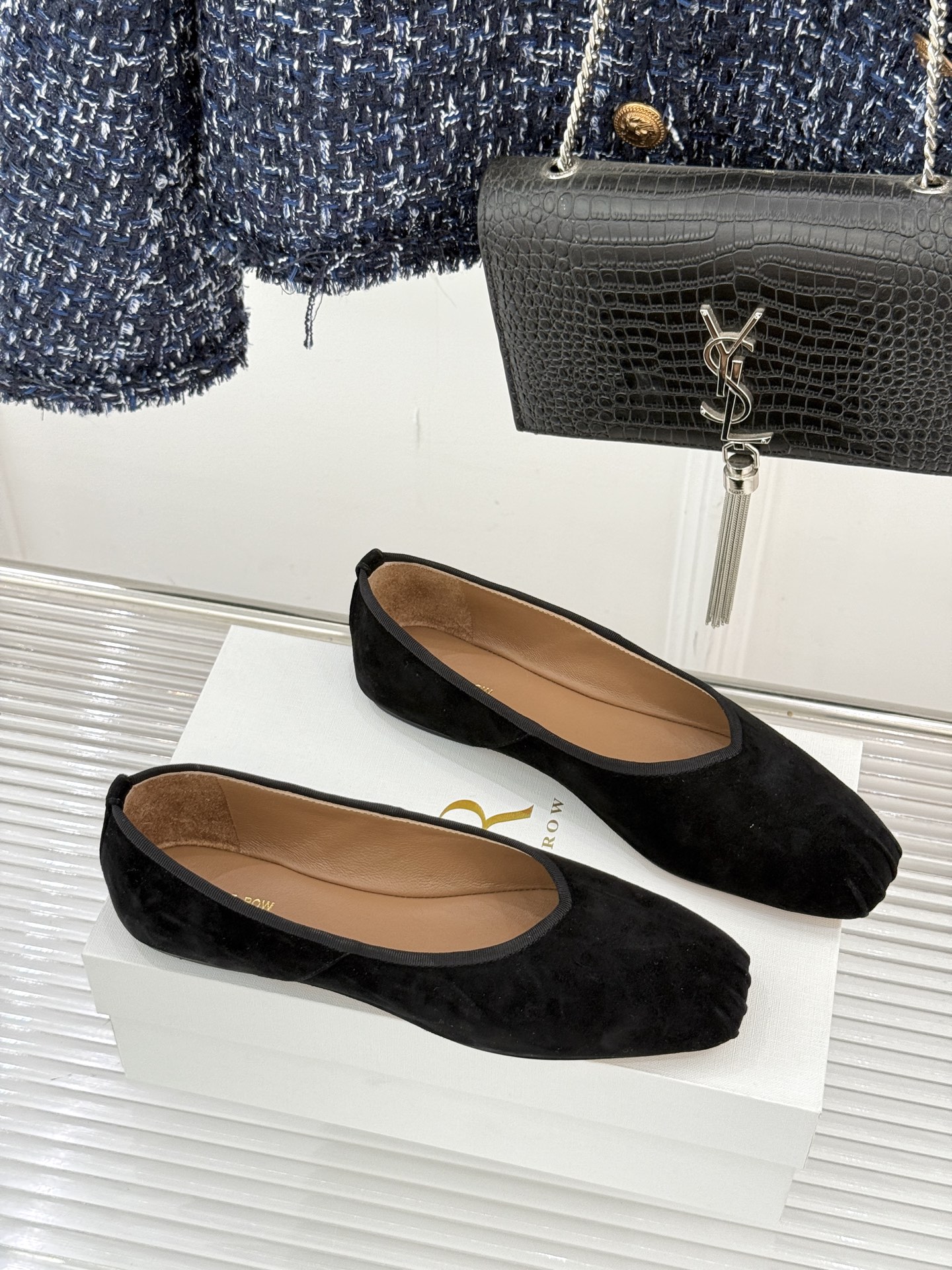 The Row25WF新品复古老钱风平底奶奶鞋单鞋The Row是老钱风的高阶时尚的终极表达。将品牌标志