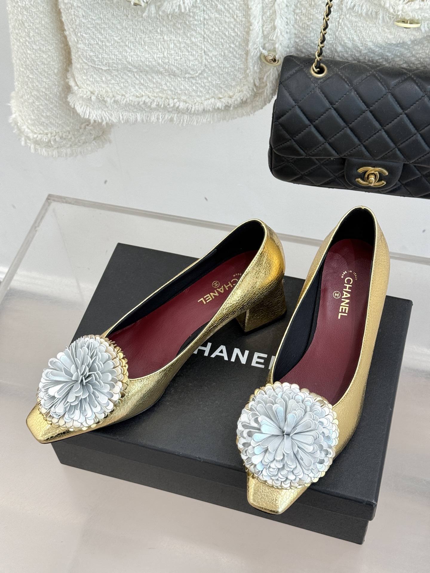 （⚠️我家花朵是真皮）CHANE*｜小香26X圣诞限定系列金银双生花朵高跟鞋粗跟单鞋当圣诞的铃音撞碎冬日