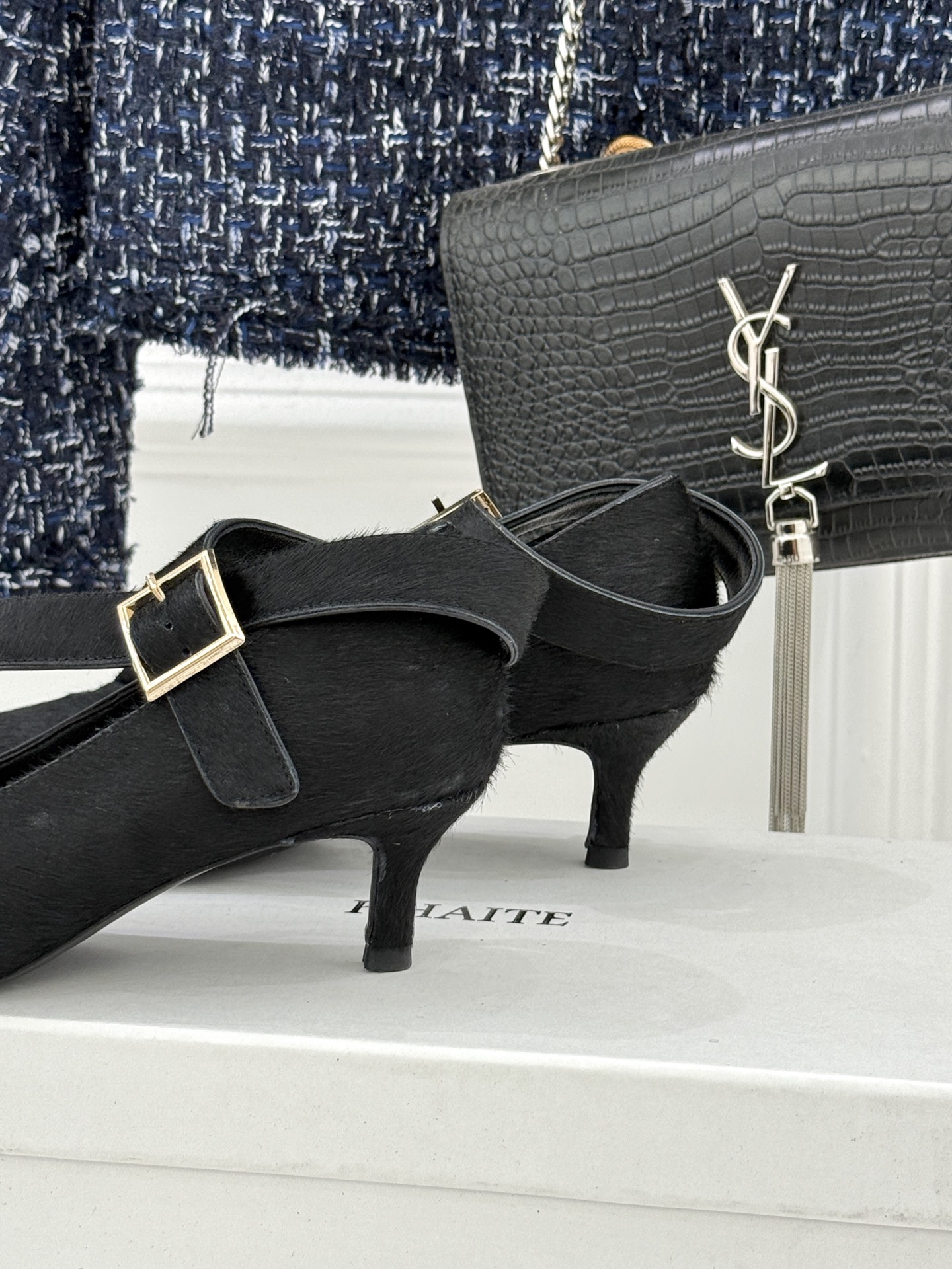 Khaite26WF新品马毛尖头猫跟单鞋以美式极简勾勒矜贵锋芒天然马毛自带细腻绒光利落尖头拉长腿部线条黄