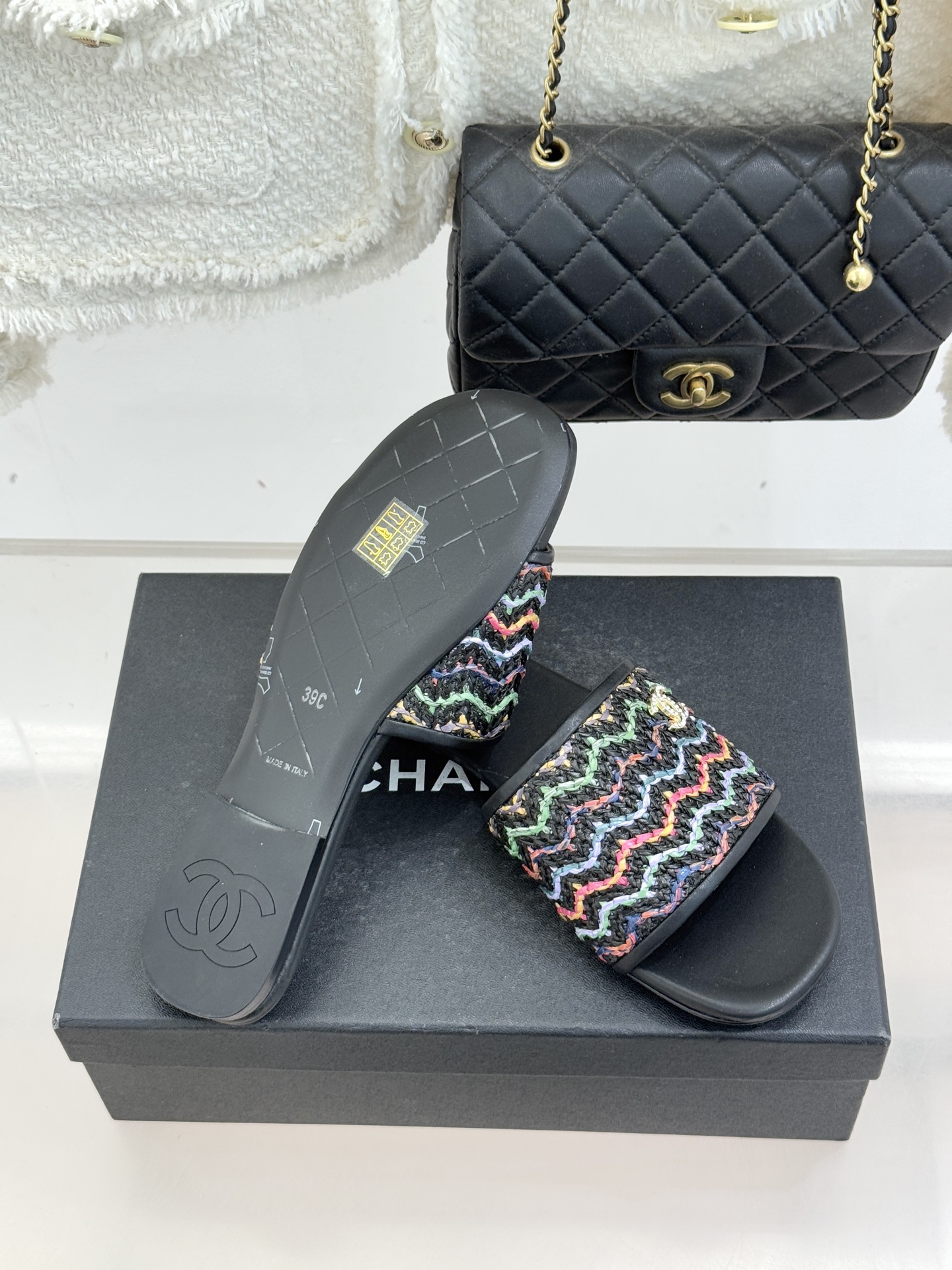 CHANE*｜小香26P春夏新品针织双C平底拖鞋以独特的针织鞋面打破常规经典小双C标志 太精致了为整体造