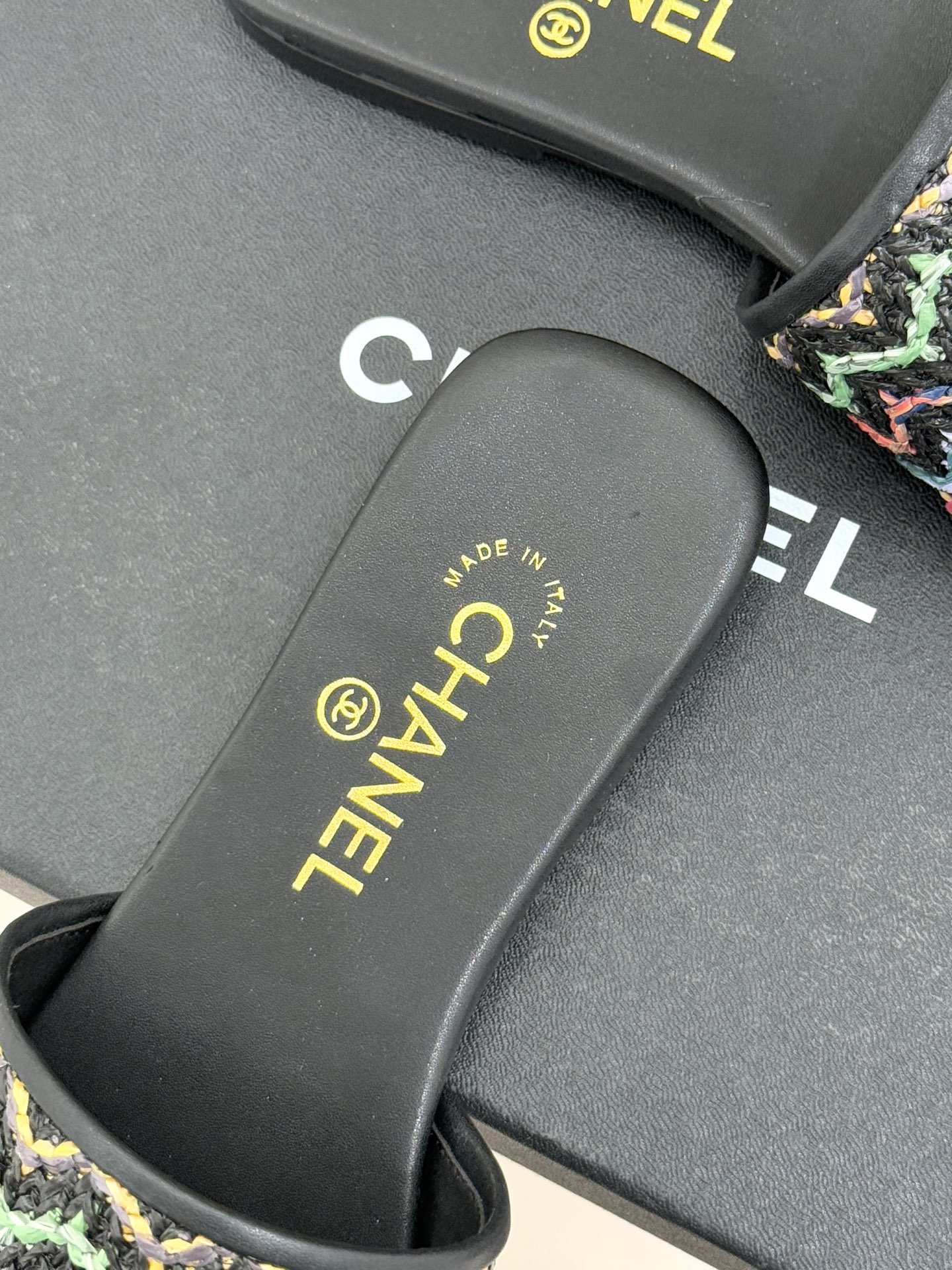 CHANE*｜小香26P春夏新品针织双C平底拖鞋以独特的针织鞋面打破常规经典小双C标志 太精致了为整体造