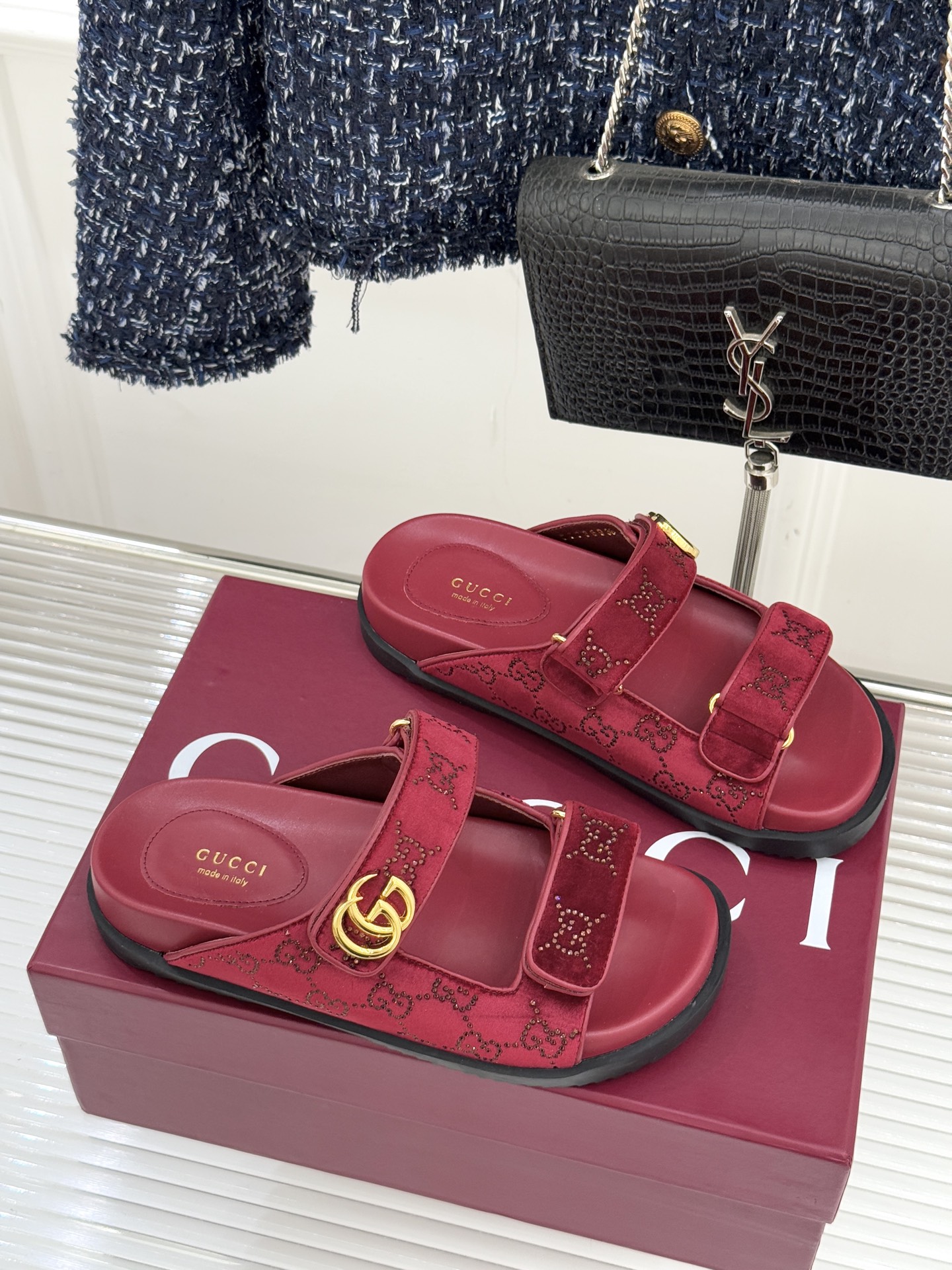 Gucci/古驰26WF春夏新品双G扣沙滩魔术贴凉鞋夏天必备懒人福音鞋 谁穿谁美！很轻盈上脚意外的舒适 