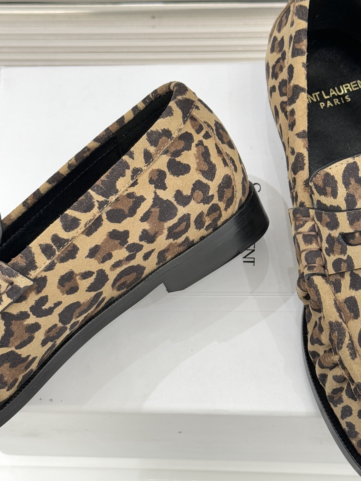 （配原版飞机盒）Saint Lauren*YSL圣罗兰25WF新品YSL小logo乐福鞋标志性的小log