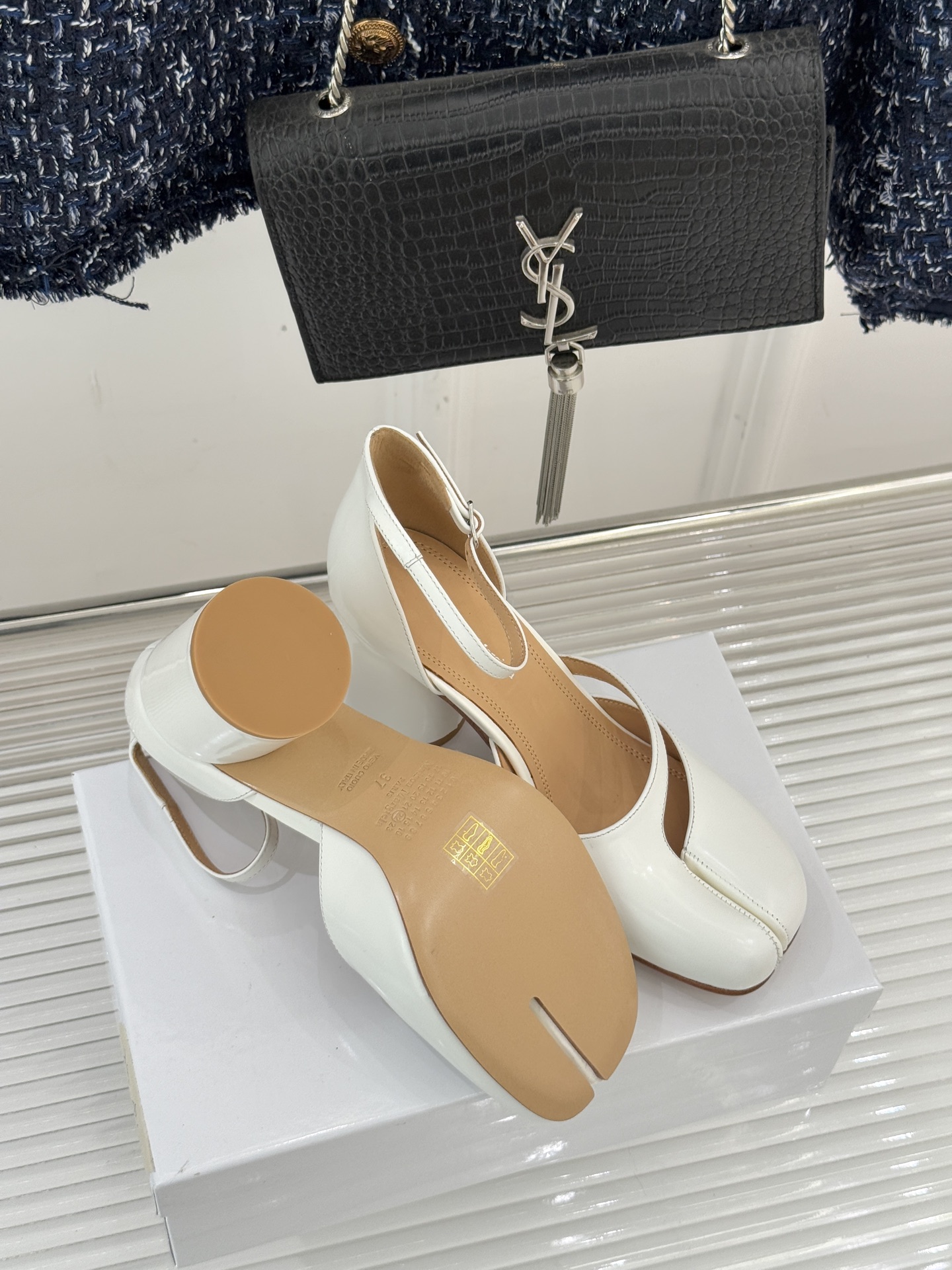 顶版Maison Margiela 26WF新品Tabi分趾凉鞋承袭品牌2026春夏“重塑日常”理念这双