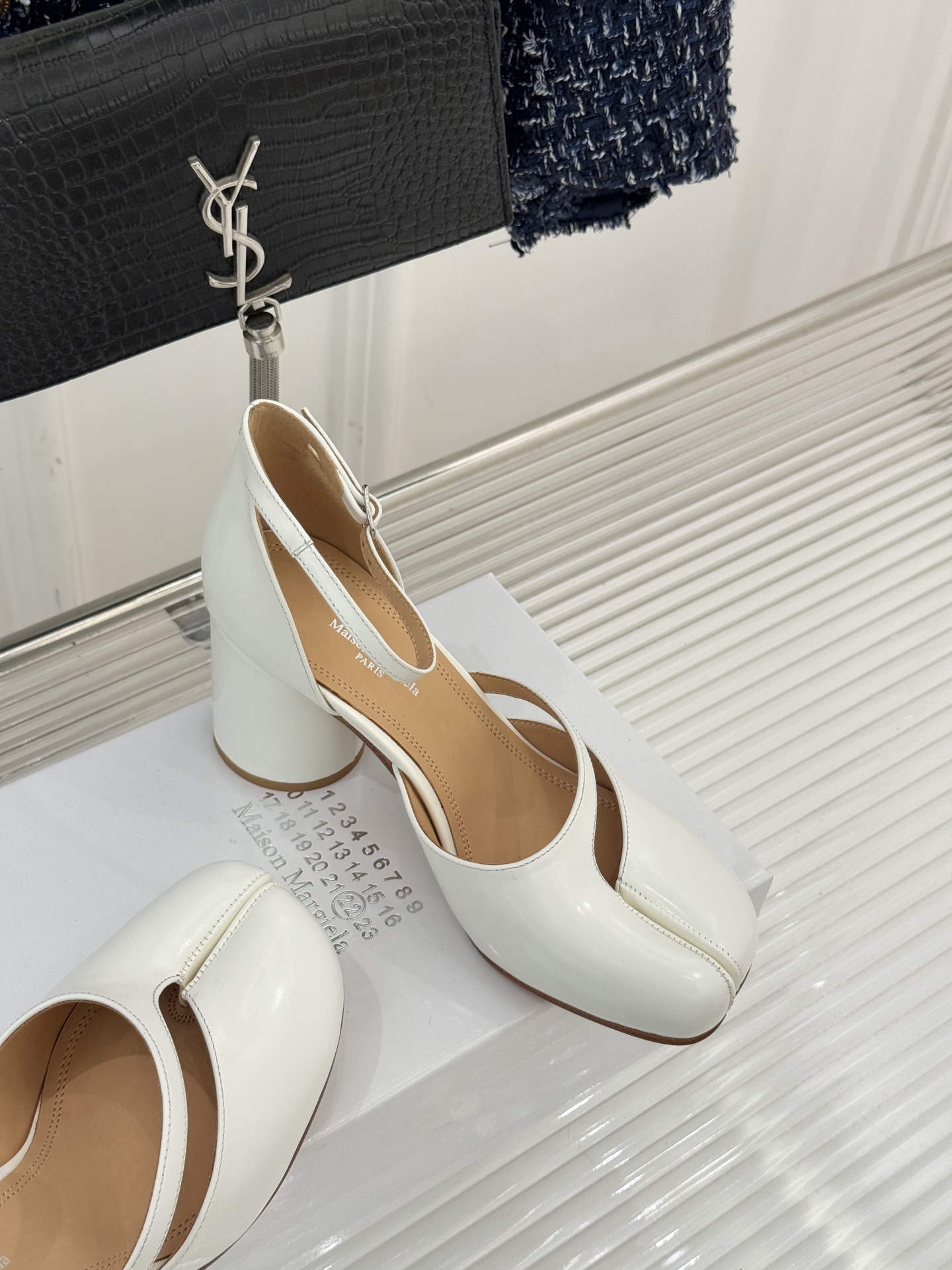 顶版Maison Margiela 26WF新品Tabi分趾凉鞋承袭品牌2026春夏“重塑日常”理念这双