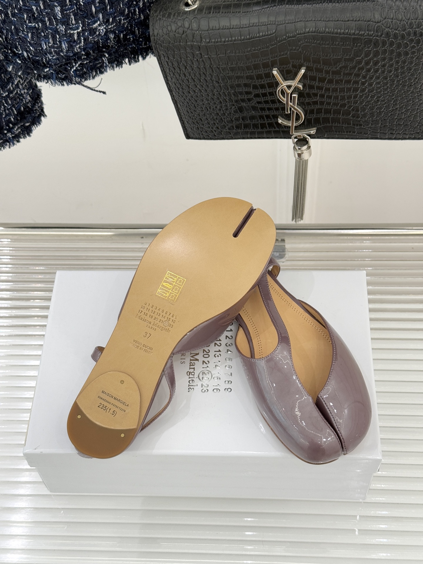 Maison Margiela 26WF新品Tabi分趾凉鞋承袭品牌2026春夏“重塑日常”理念这双凉鞋