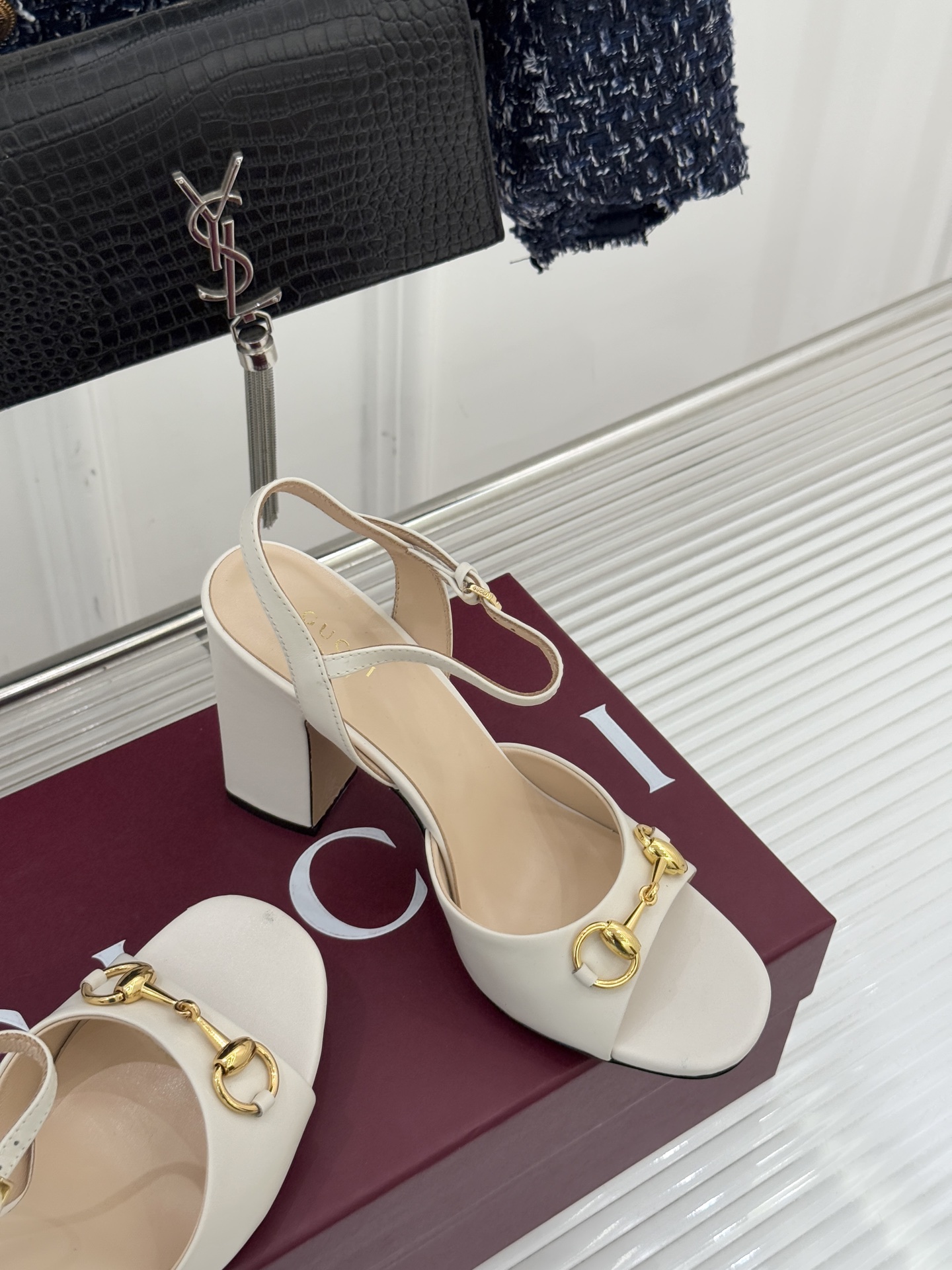 Gucci/古驰26WF新品马衔扣鱼嘴粗跟凉鞋G家2026春夏系列焕新经典它以意式松弛美学点亮夏日造型。