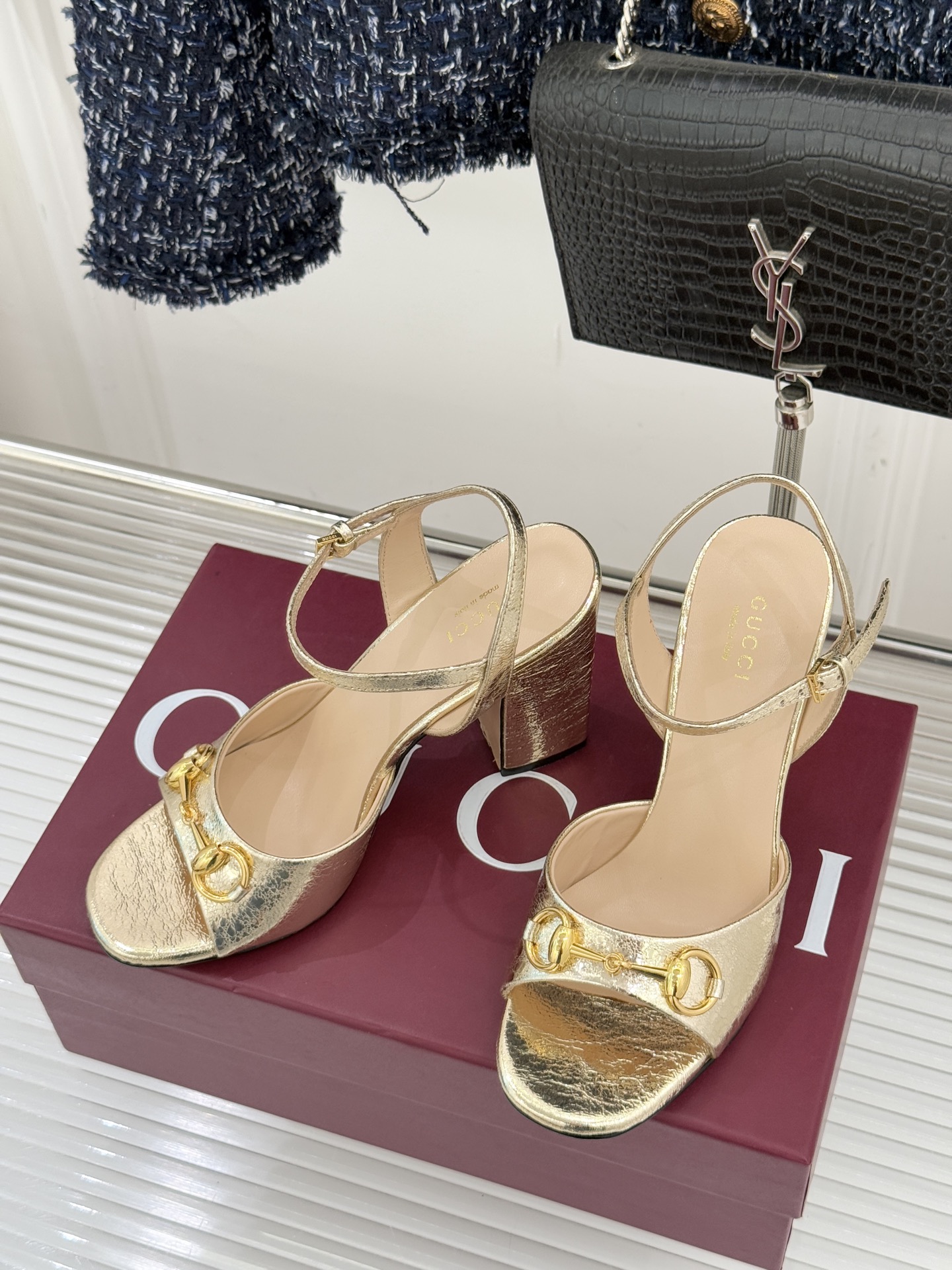 Gucci/古驰26WF新品马衔扣鱼嘴粗跟凉鞋G家2026春夏系列焕新经典它以意式松弛美学点亮夏日造型。