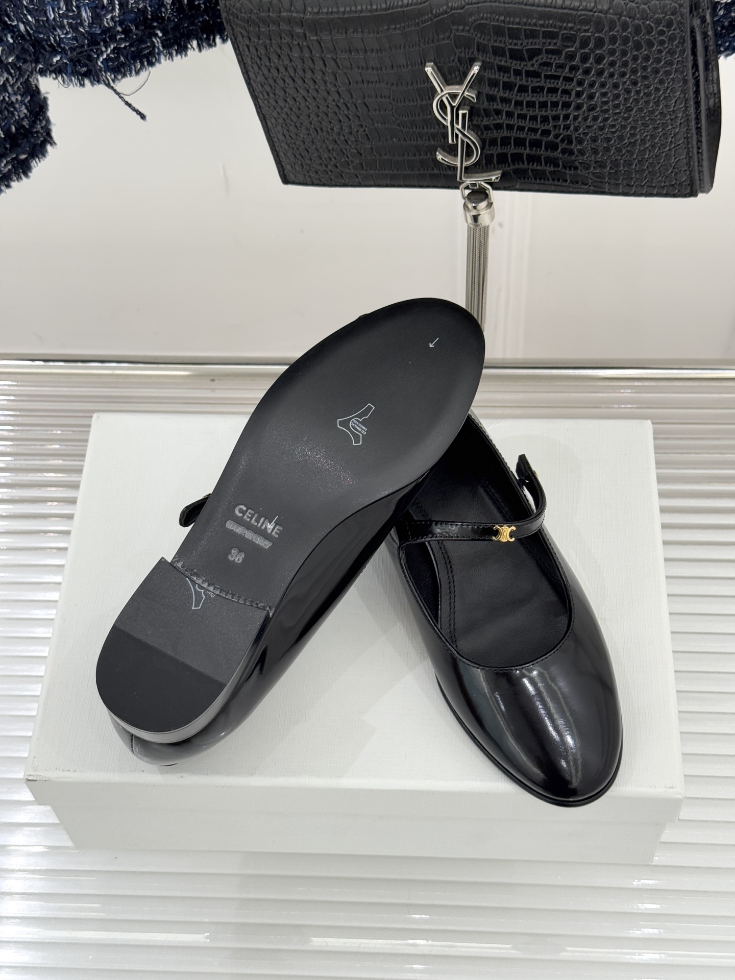 Celine/赛琳26WF新品凯旋门小logo一字带玛丽珍鞋Ce家2026春夏系列重塑法式经典这双玛丽珍