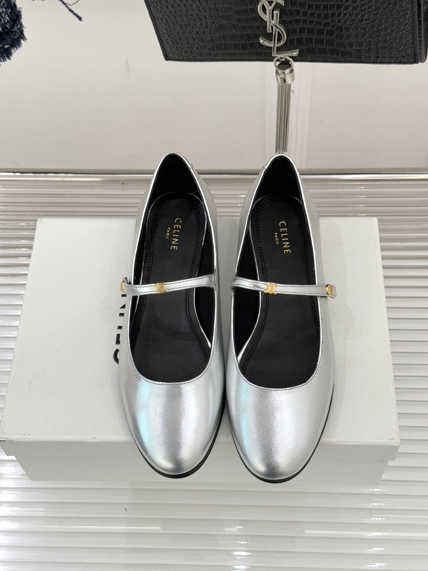 Celine/赛琳26WF新品凯旋门小logo一字带玛丽珍鞋Ce家2026春夏系列重塑法式经典这双玛丽珍