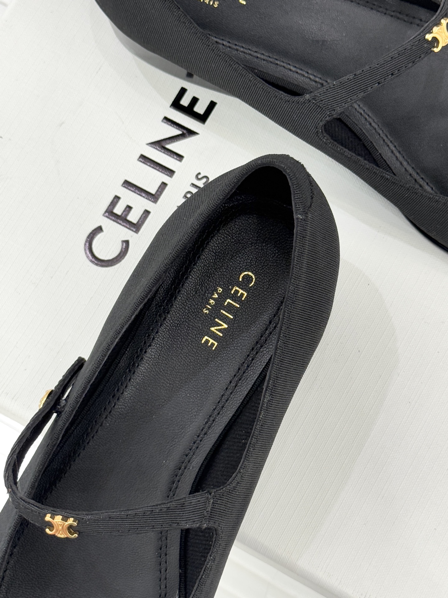 Celine/赛琳26WF新品凯旋门小logo一字带玛丽珍鞋Ce家2026春夏系列重塑法式经典这双玛丽珍