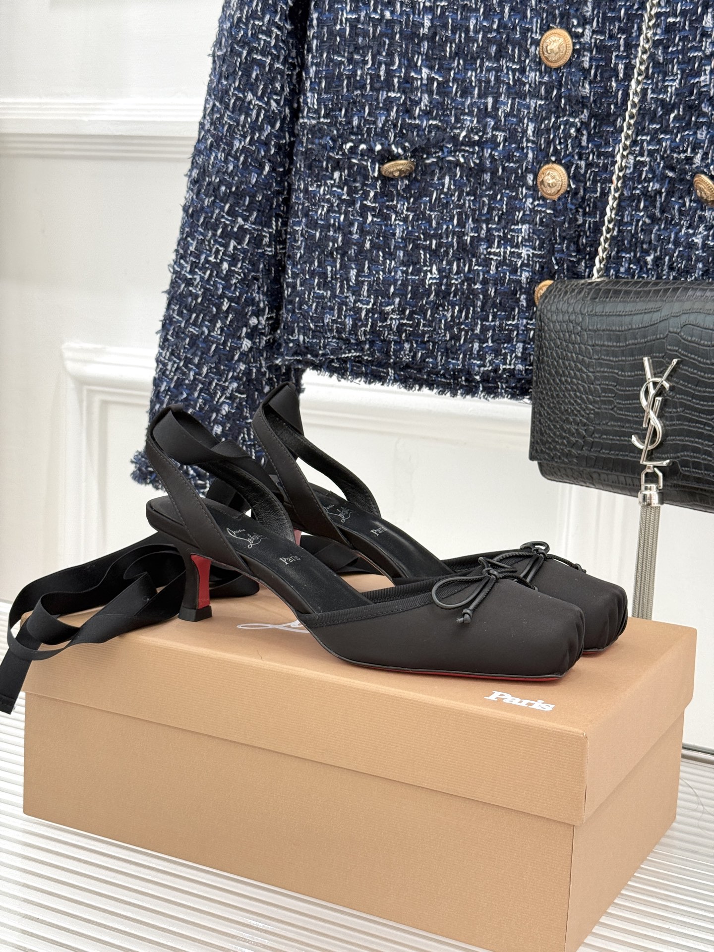 ChristinLouboutin/CL25WF新品猪鼻子蝴蝶结高跟凉鞋在时尚的舞台上CL始终是璀璨的明