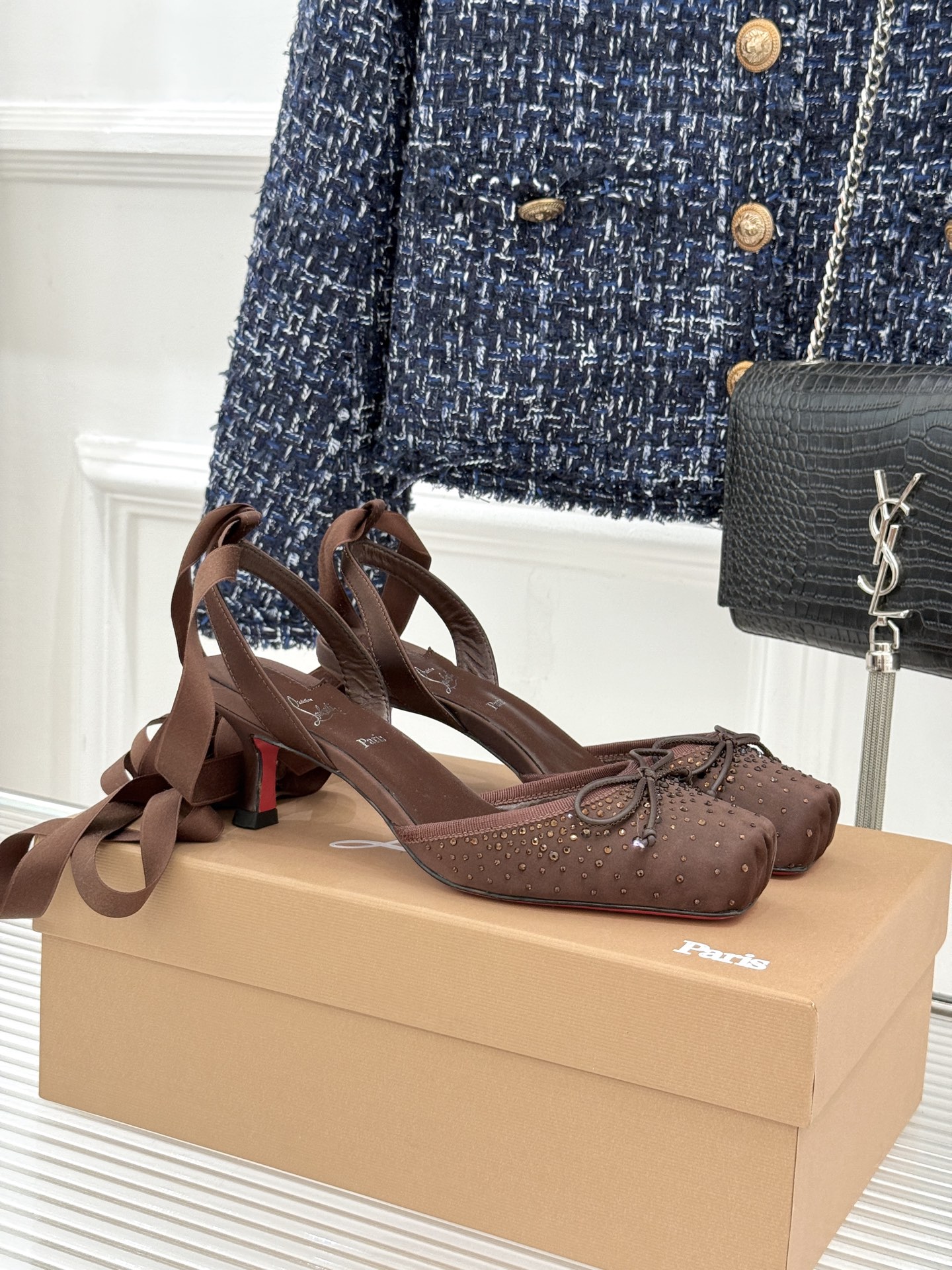 ChristinLouboutin/CL25WF新品猪鼻子蝴蝶结高跟凉鞋在时尚的舞台上CL始终是璀璨的明