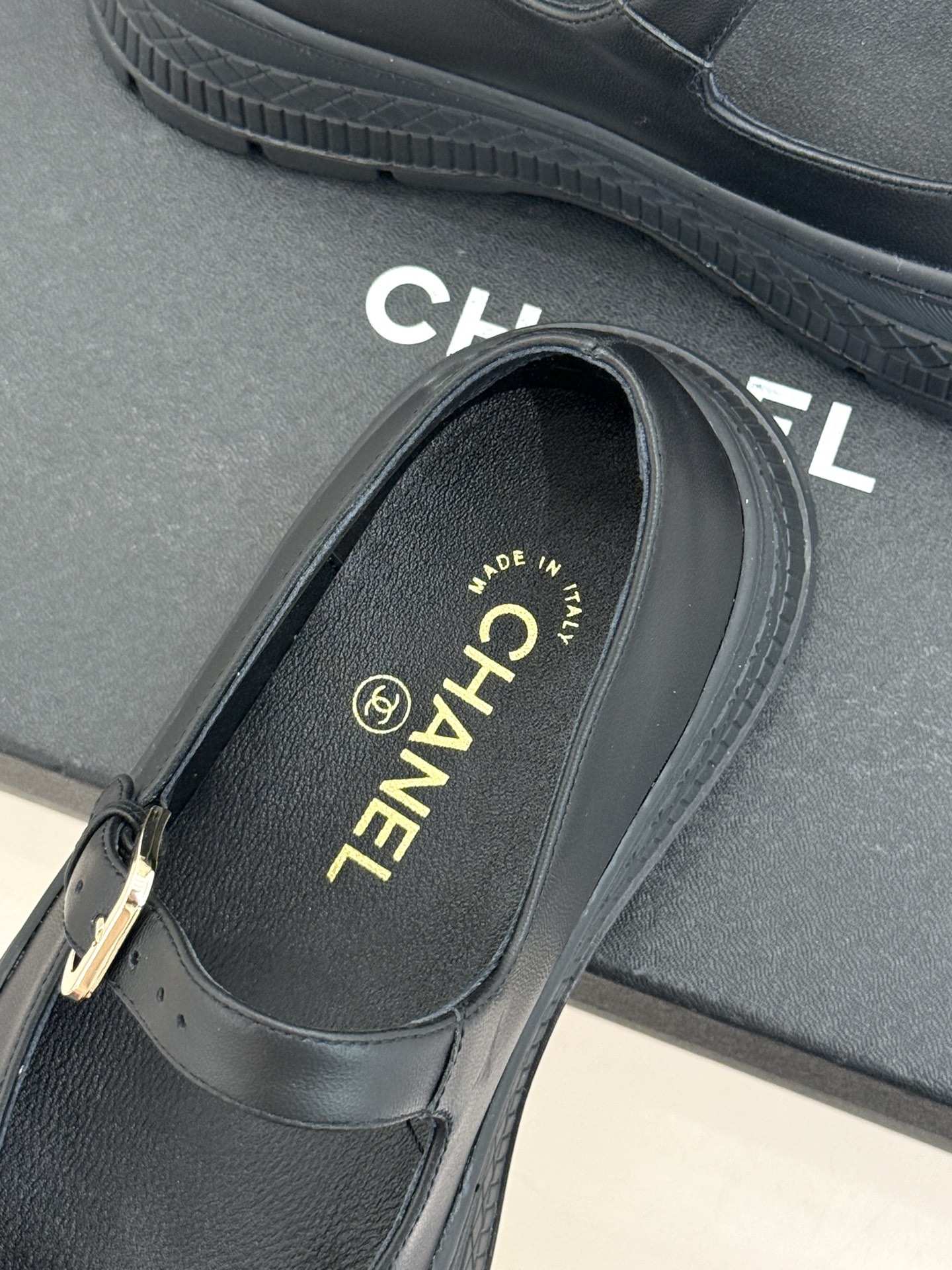 CHANE*｜小香26P双C厚底松糕玛丽珍鞋将复古玛丽珍与摩登松糕底精妙融合重塑法式优雅新范式 高级感满