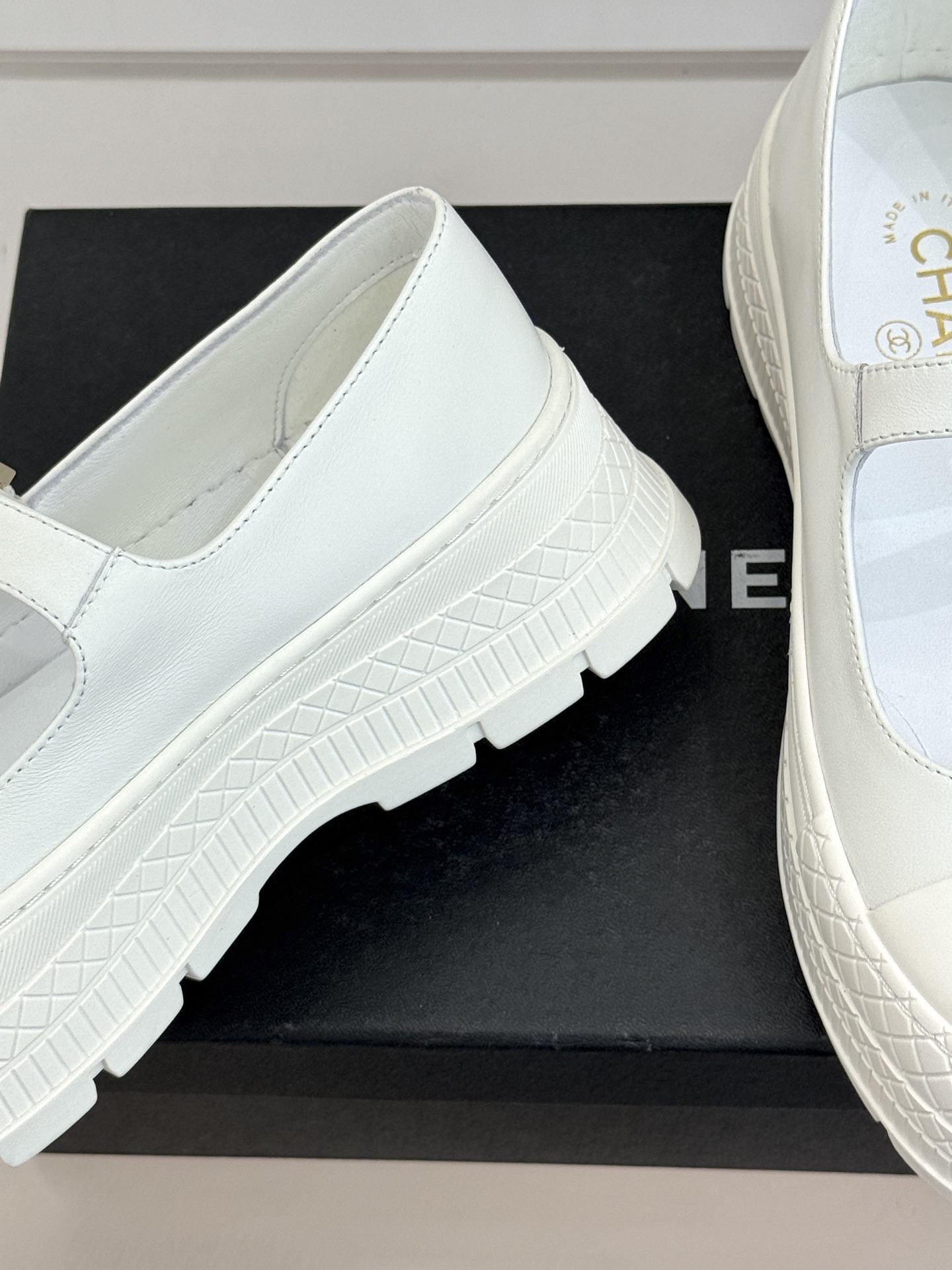 CHANE*｜小香26P双C厚底松糕玛丽珍鞋将复古玛丽珍与摩登松糕底精妙融合重塑法式优雅新范式 高级感满