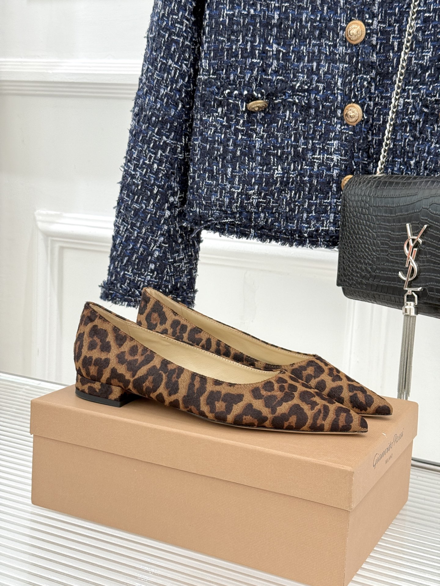 Gianvito Rossi经典极简尖头高跟鞋单鞋以「删繁就简」的意式匠心将高奢质感藏于利落线条让每一步