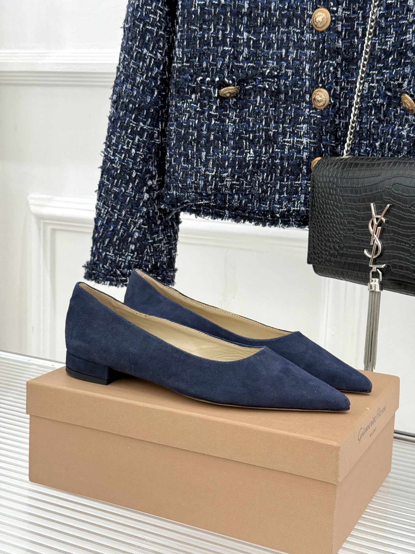 Gianvito Rossi经典极简尖头高跟鞋单鞋以「删繁就简」的意式匠心将高奢质感藏于利落线条让每一步