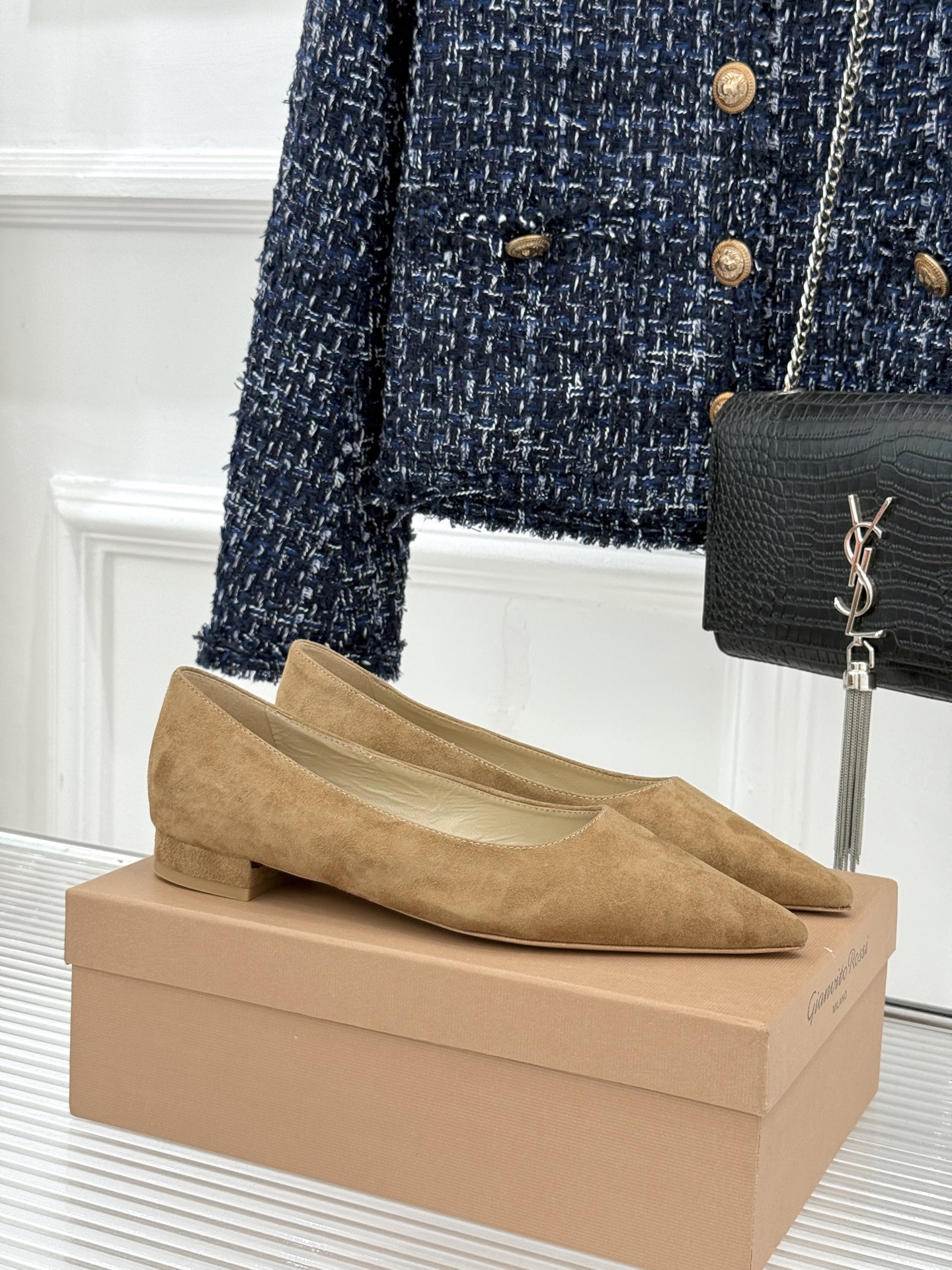 Gianvito Rossi经典极简尖头高跟鞋单鞋以「删繁就简」的意式匠心将高奢质感藏于利落线条让每一步