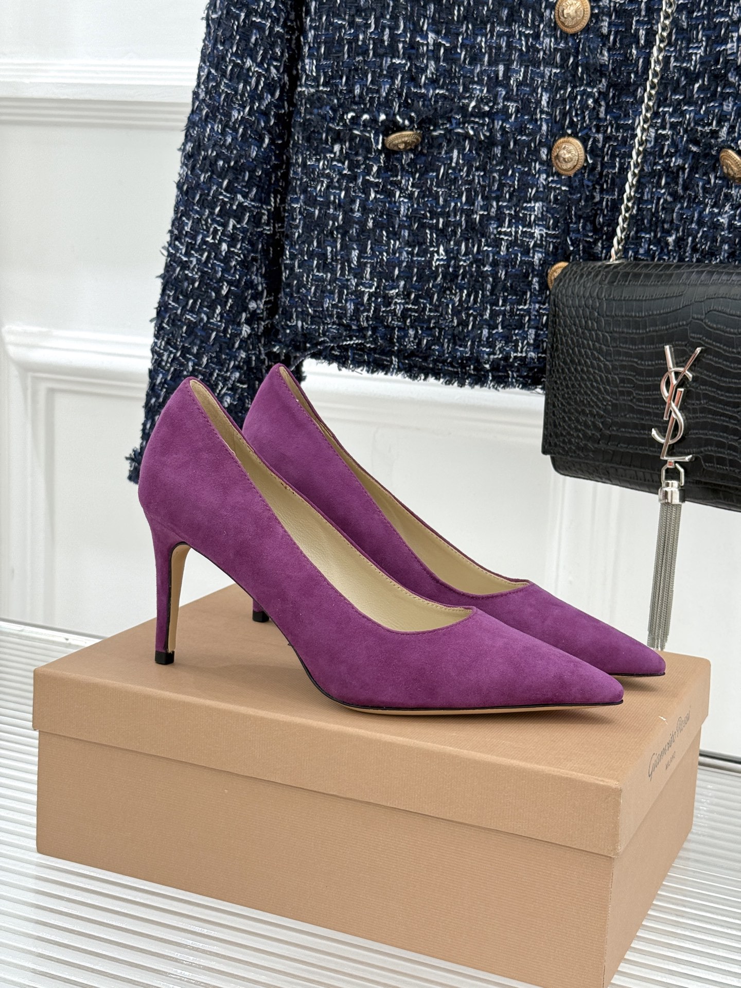 Gianvito Rossi经典极简尖头高跟鞋单鞋以「删繁就简」的意式匠心将高奢质感藏于利落线条让每一步