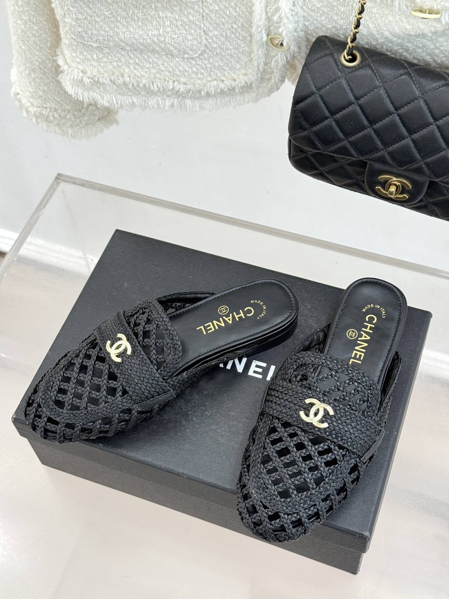CHANE* ｜小香26P新品双C编织乐福鞋半拖将经典乐福与慵懒半拖完美融合编织肌理重塑小香高级感。镂空